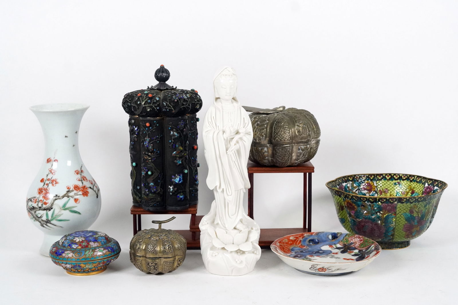 Lots of Chinese items (1 of 12)