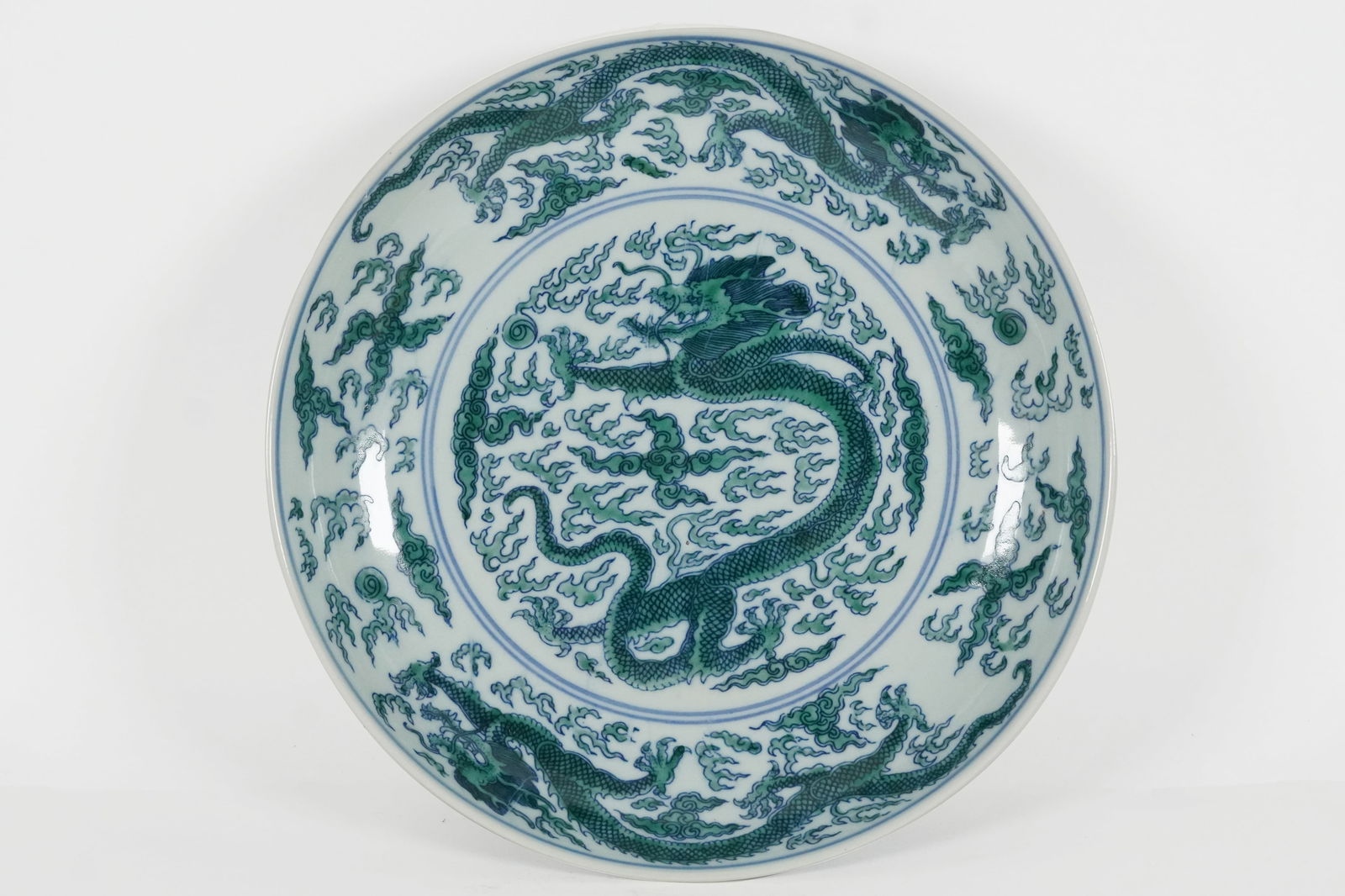 Chinese fine dragon plate (1 of 5)