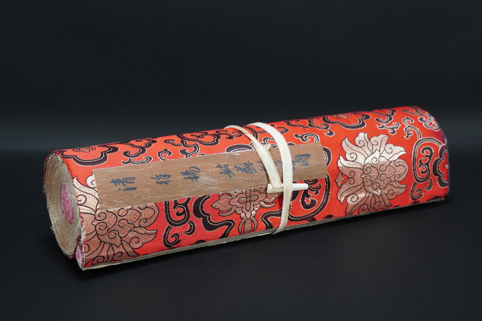 Chinese long fine scroll (1 of 8)