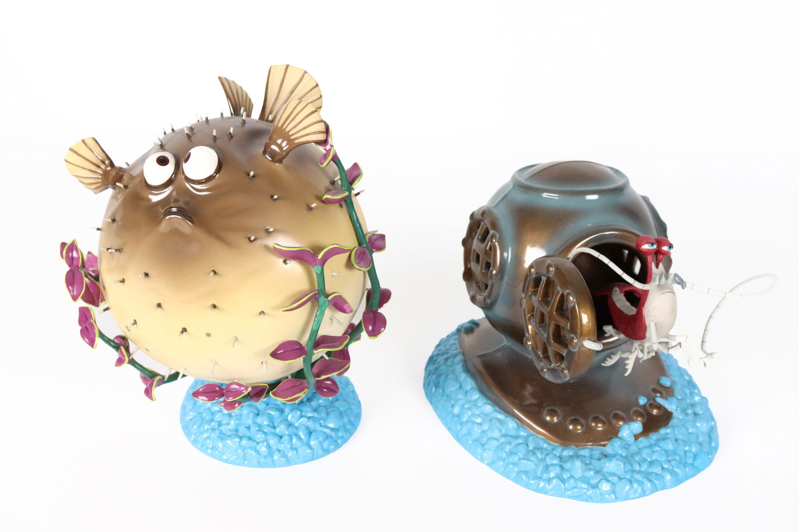 2 pcs WDCC Disney figures (1 of 6)