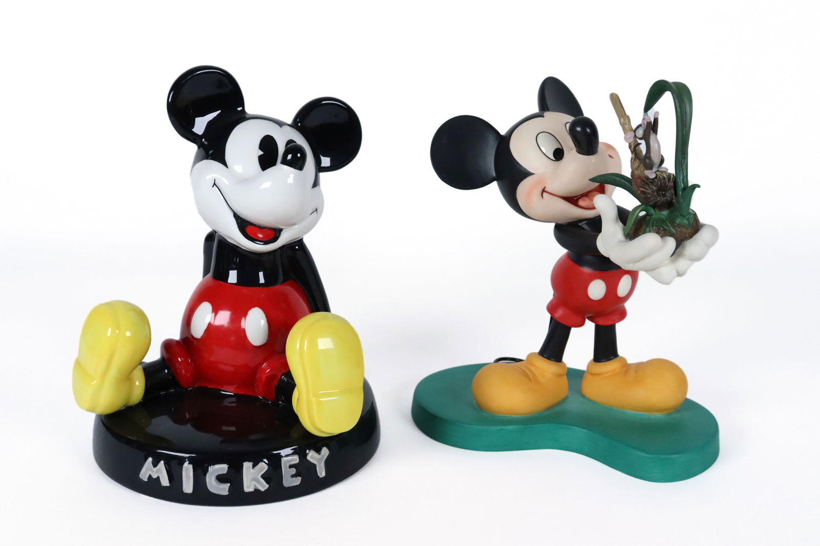 2 pcs Mickey Mouse figures (1 of 7)