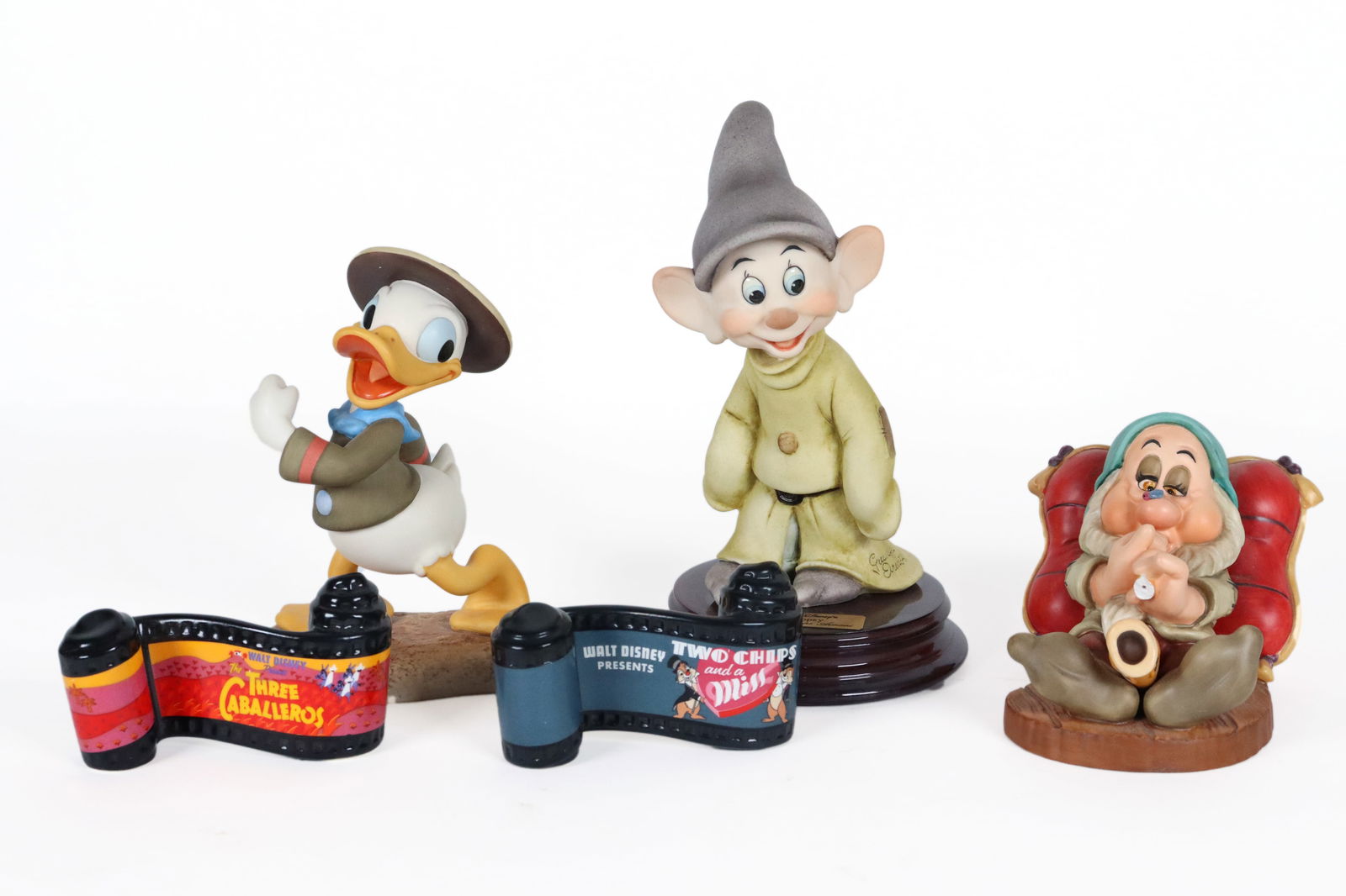 5 pcs Disney fine figures (1 of 7)