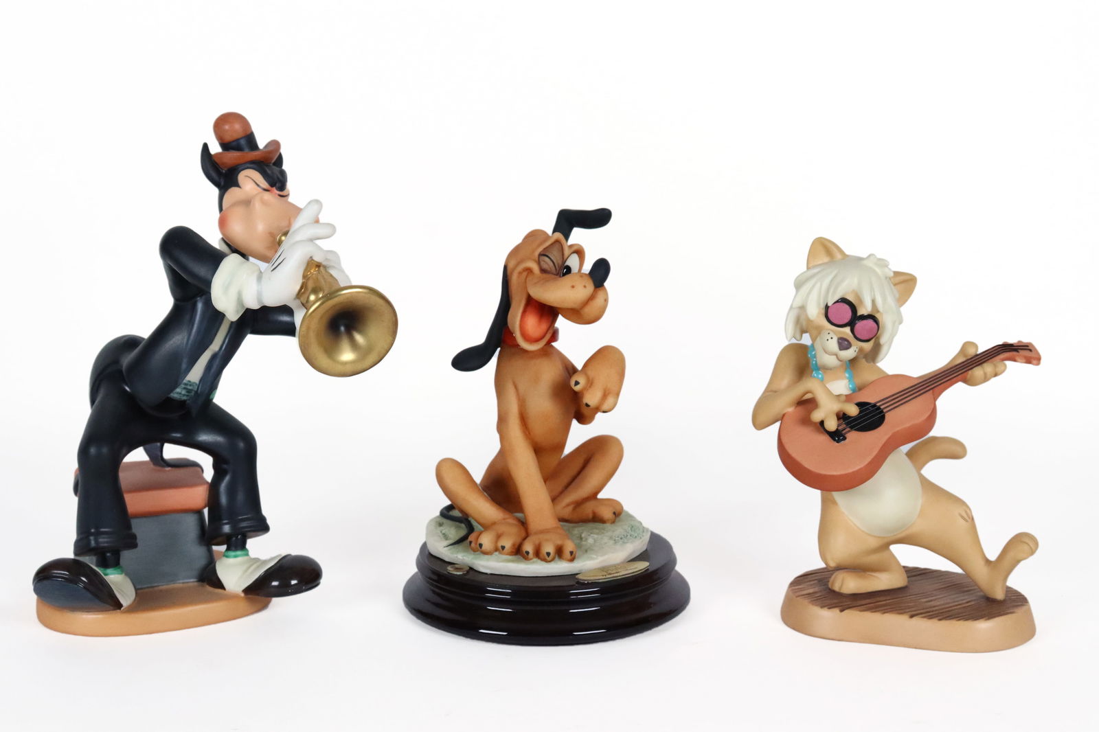 3 pcs Disney fine figures (1 of 7)