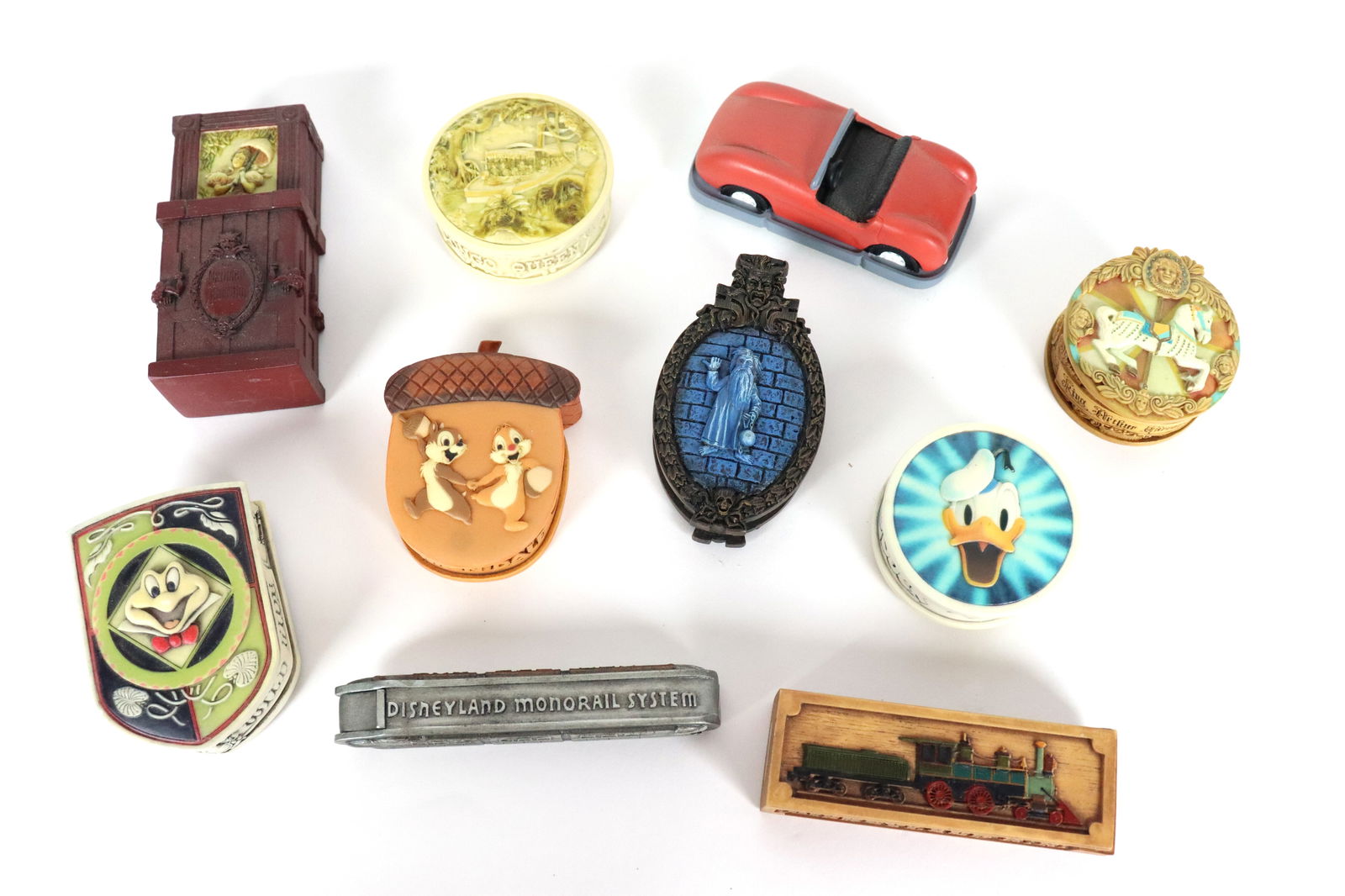 Lots of Disneyland items (1 of 6)