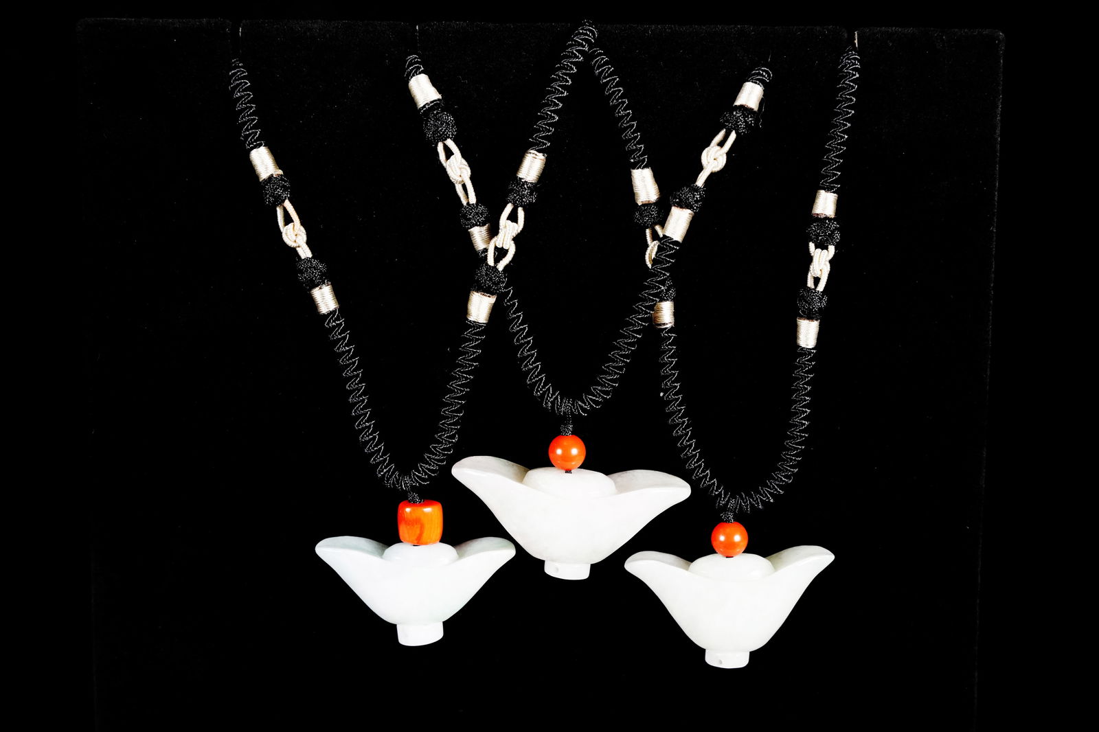 3 pcs Chinese jade pendants (1 of 6)