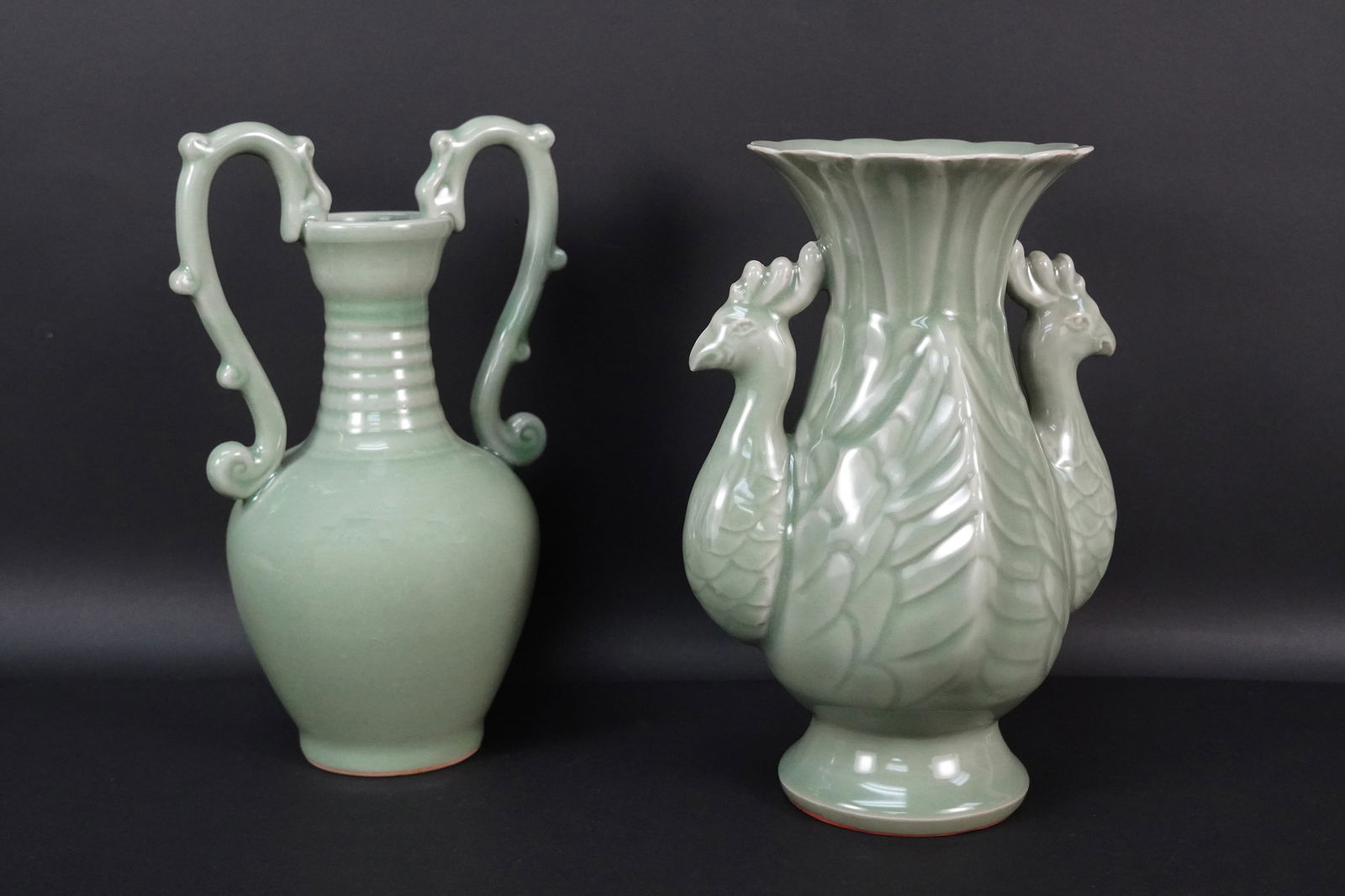 2 pcs Chinese green vase (1 of 7)