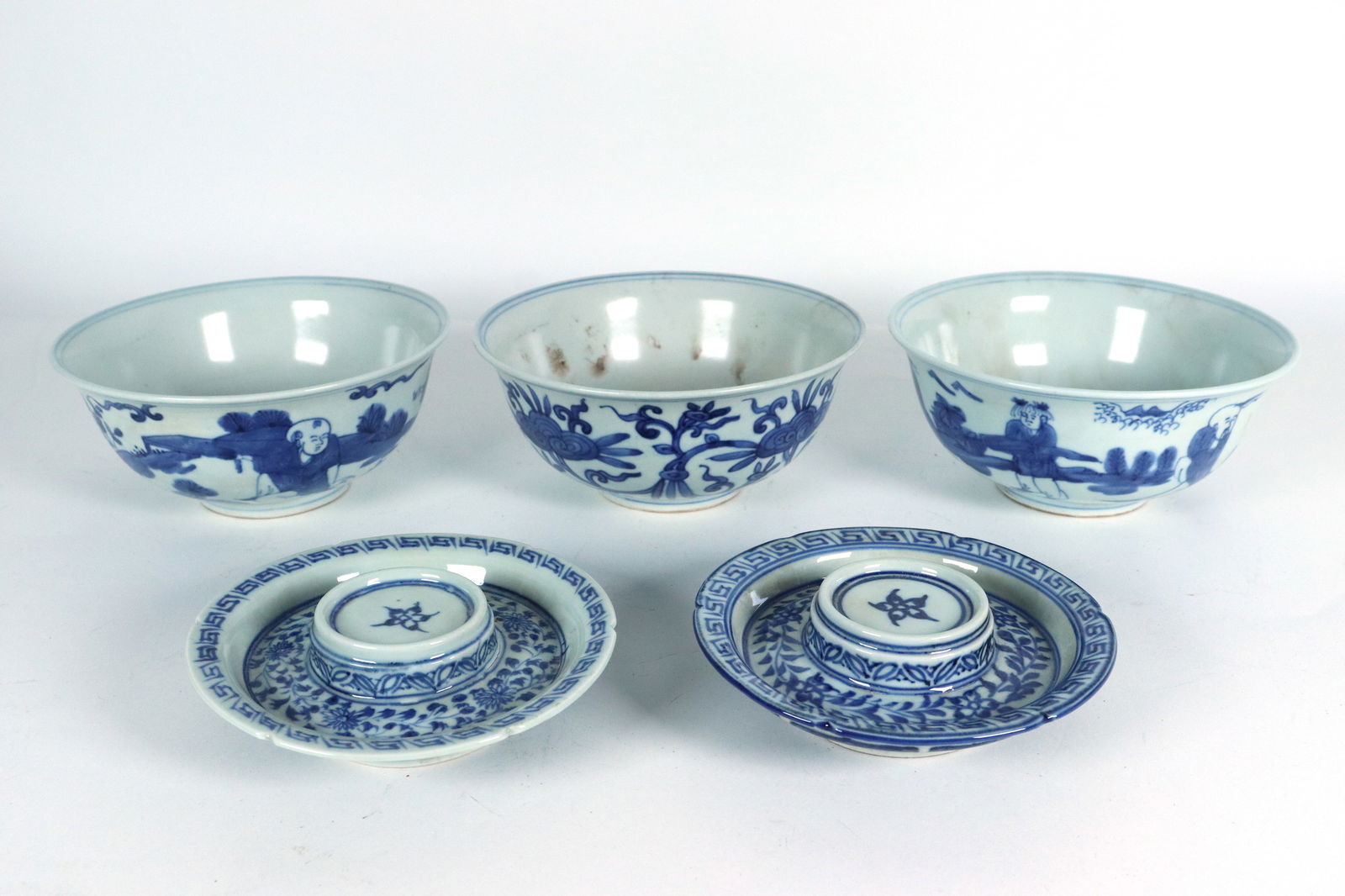 5 pcs Chinese b/w items (1 of 7)