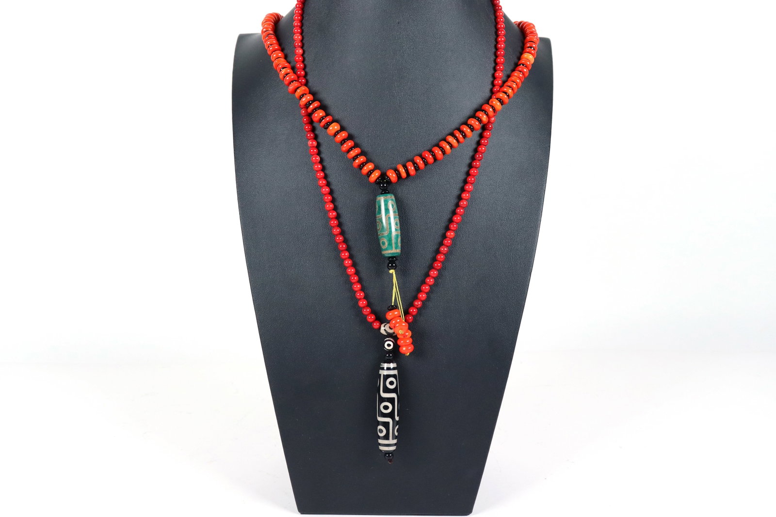 2 pcs Chinese fine necklace: 2 pcs Chinese fine necklace.