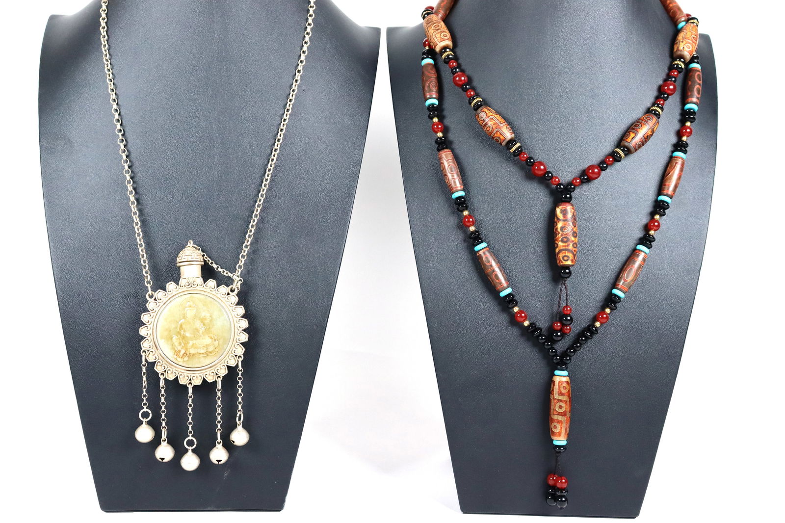 2 pcs Chinese fine necklace (1 of 6)