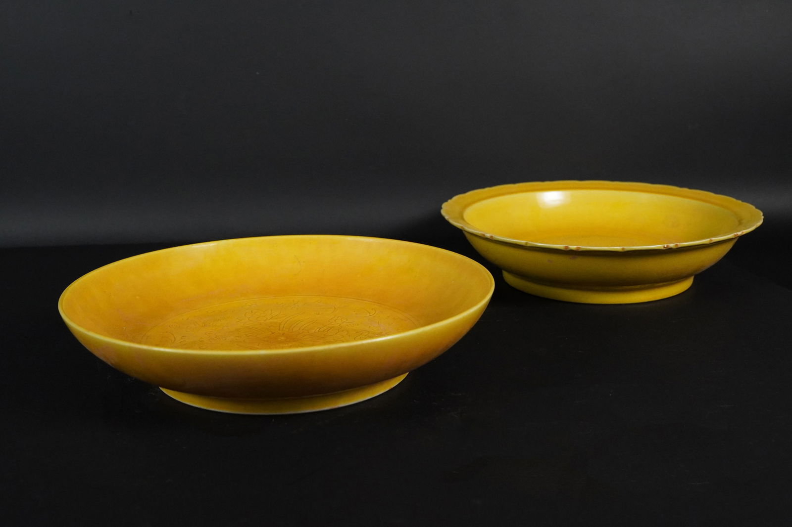 2 pcs Chinese yellow plates (1 of 7)