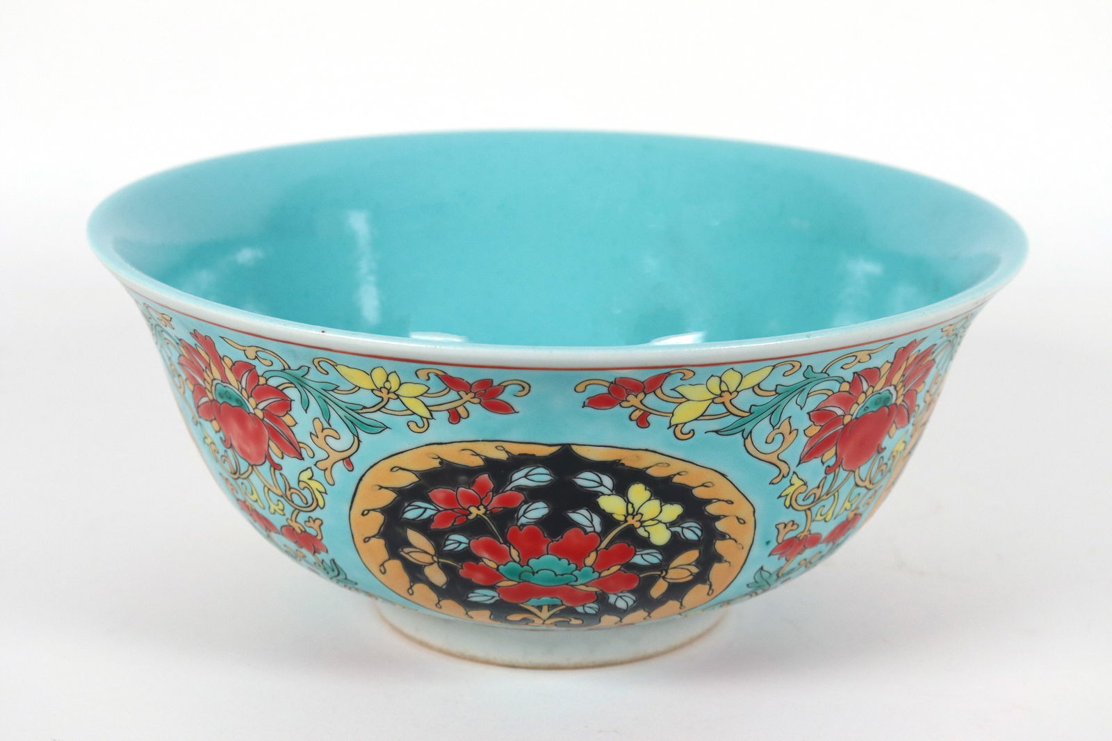 Chinese large fancy bowl (1 of 7)