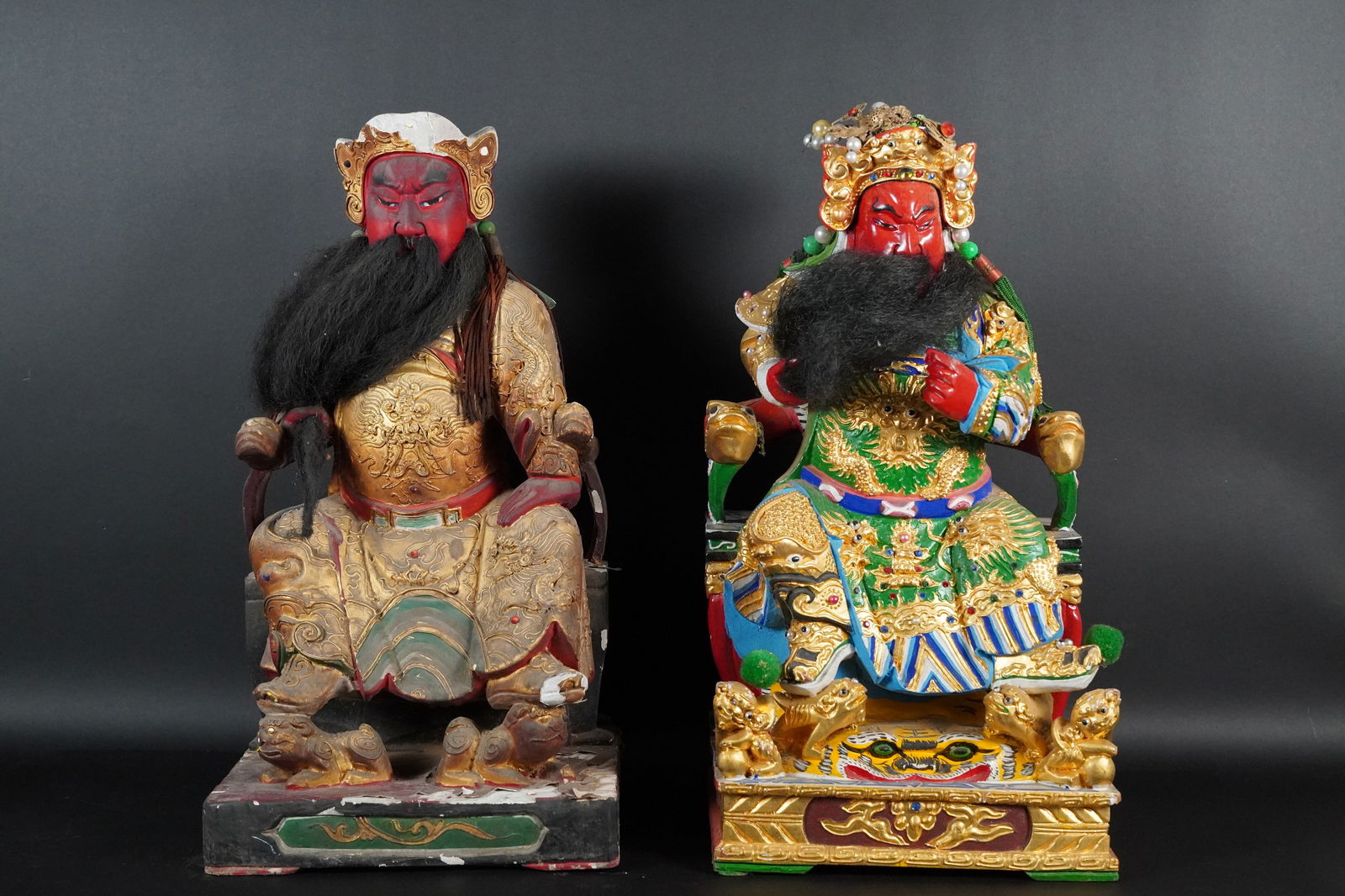 2 pcs Chinese camphor wood statue (1 of 9)