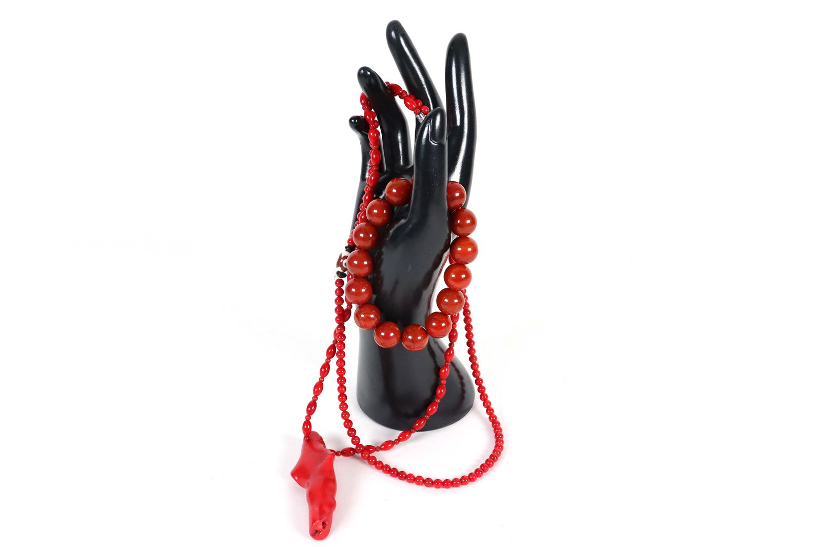 Chinese coral fine items (1 of 5)