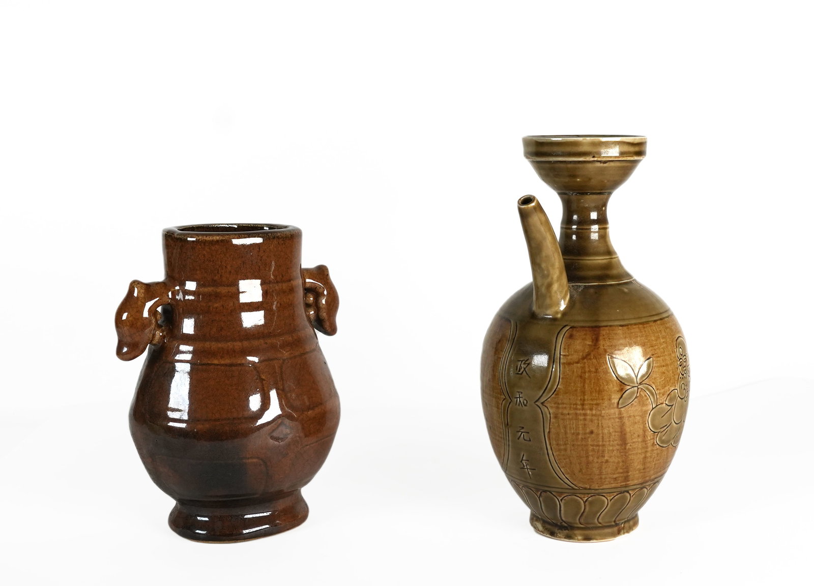 2 pcs Chinese fine items (1 of 7)