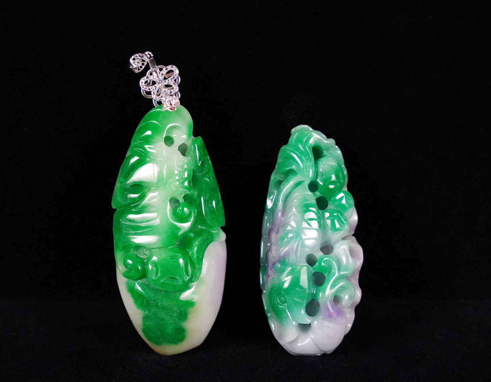 2 pcs Chinese large jadeite: 2 pcs Chinese large jadeite carvings.