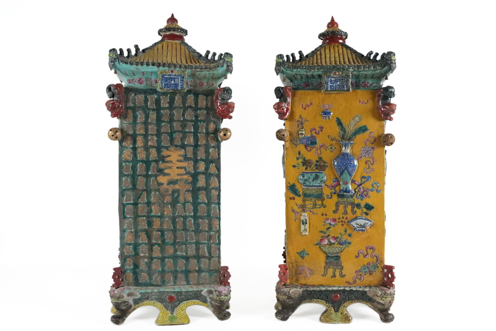 2 pcs Chinese tower vase: 2 pcs Chinese tower vase, with unusual style. H: 20.5" x W: 8.5."