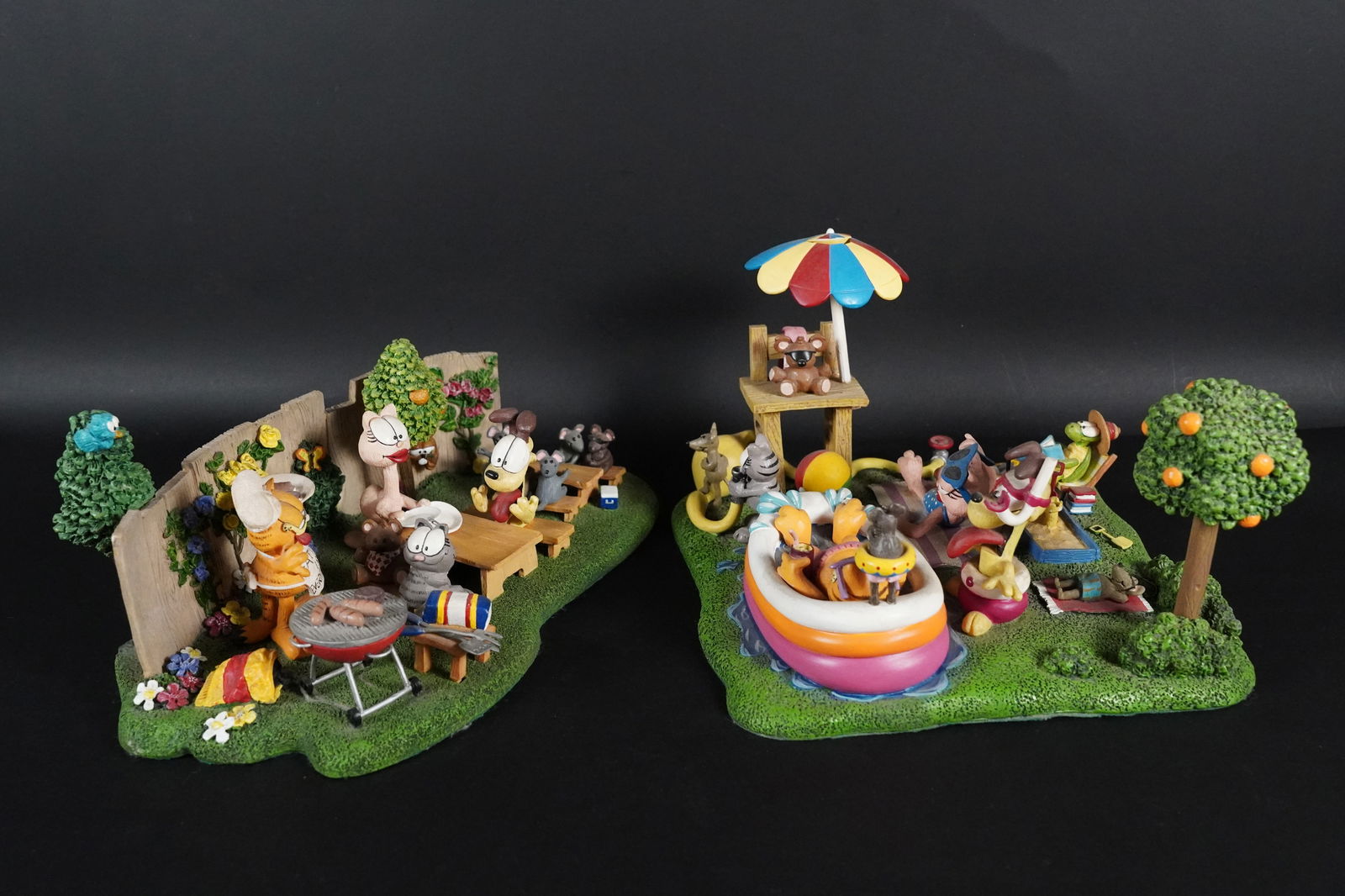 2 pcs Garfield figure (1 of 7)