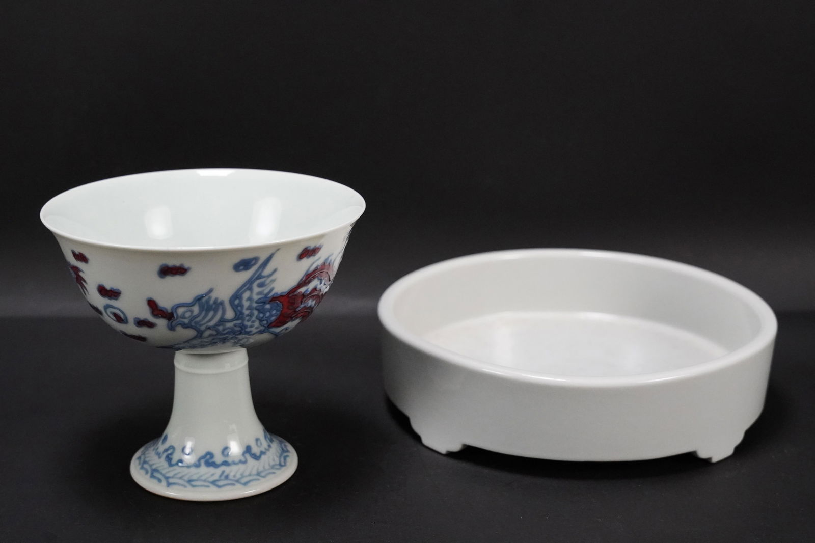 2 pcs Chinese porcelain items (1 of 7)