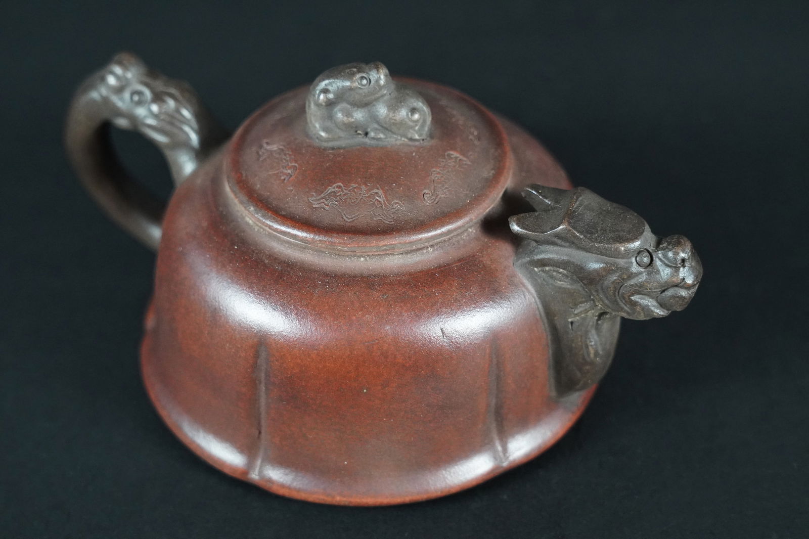 Chinese fine clay teapot (1 of 7)