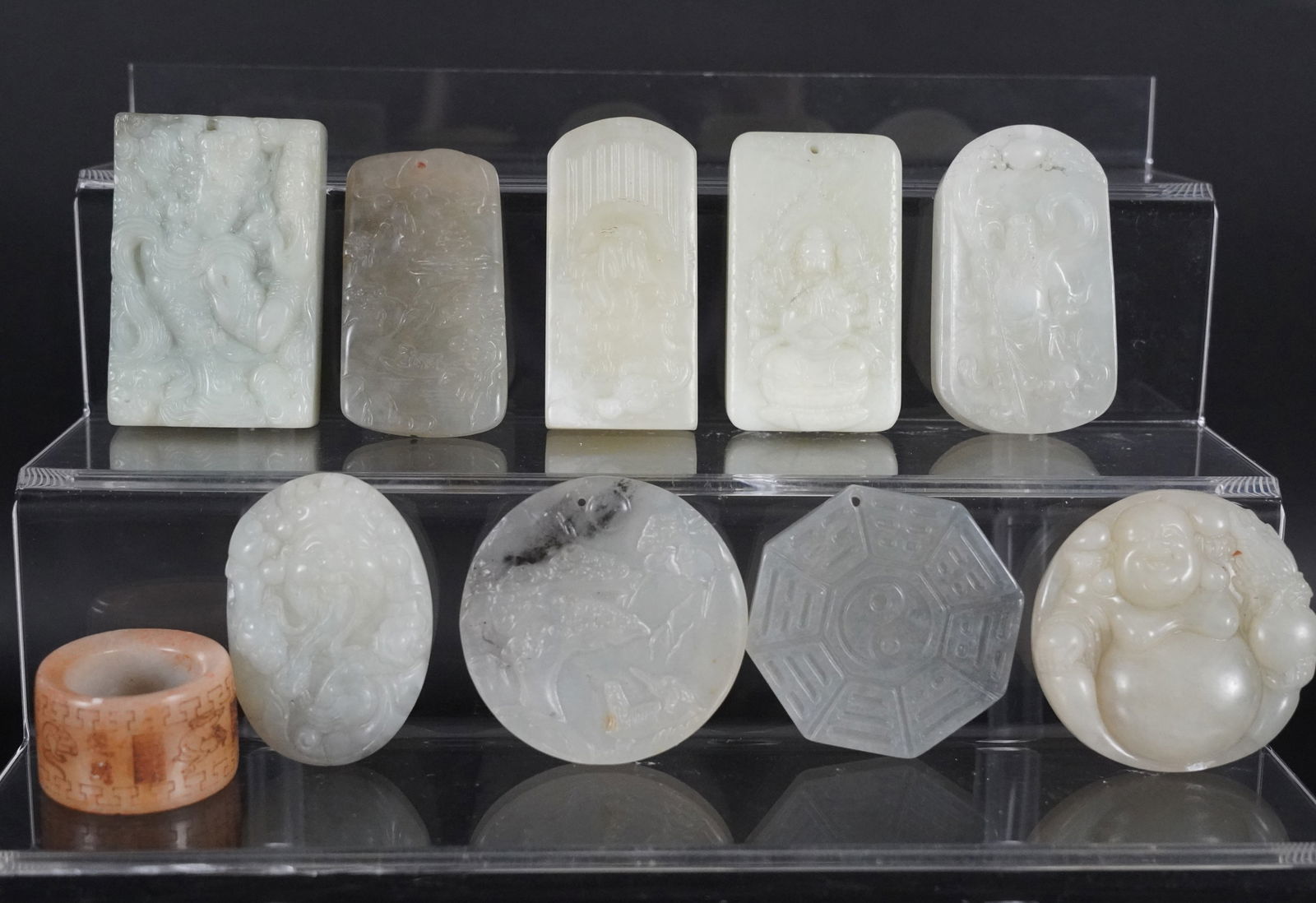 Lots Chinese jade plaques (1 of 7)