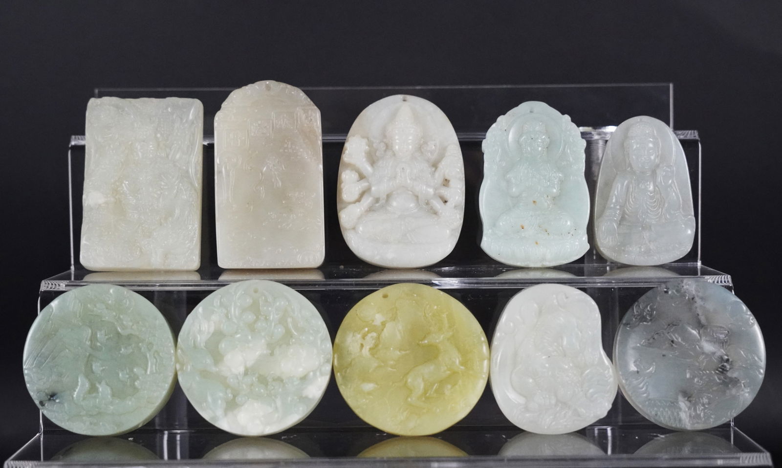 Lots Chinese jade plaques (1 of 7)