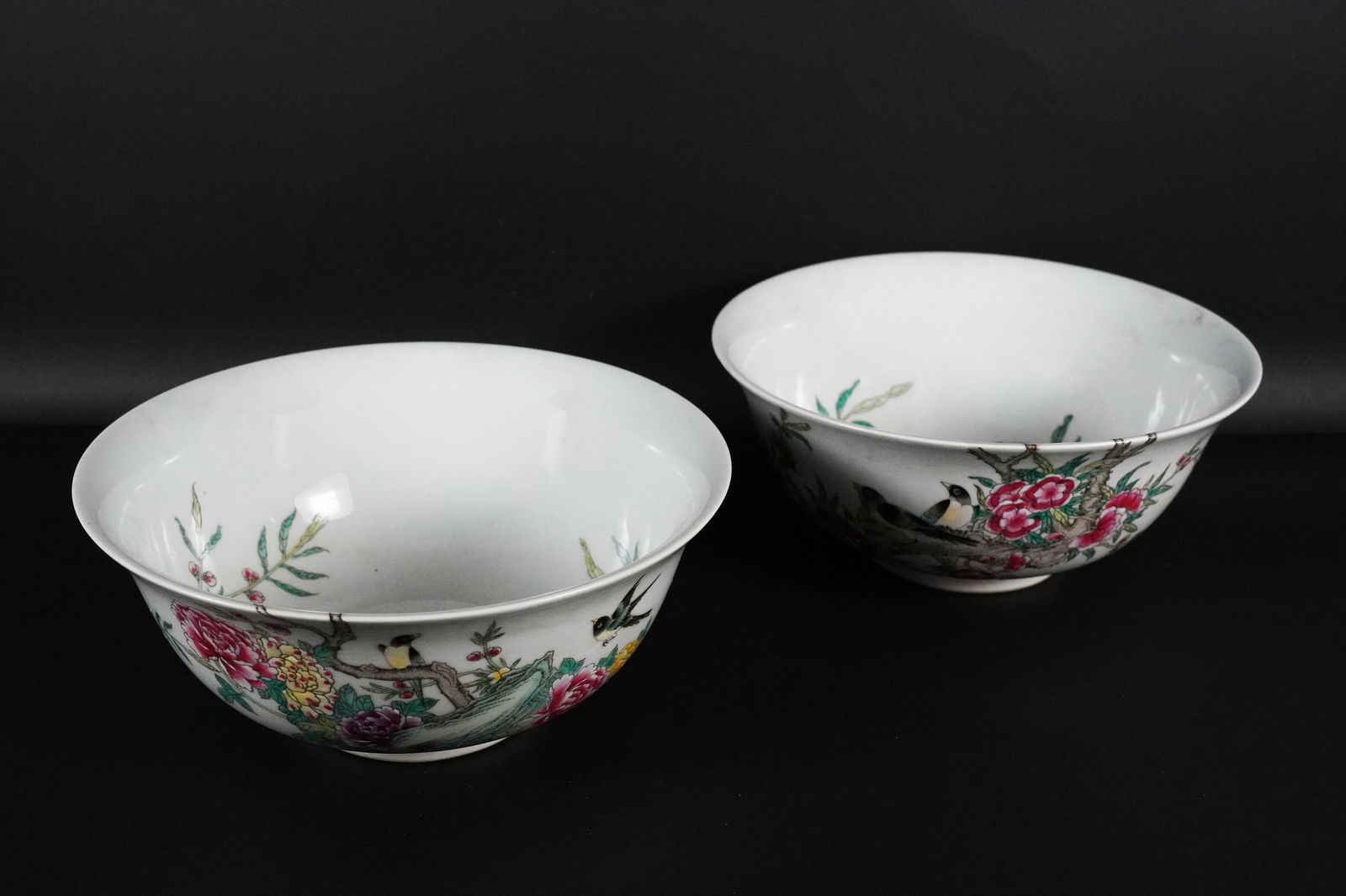 2 Chinese fine floral bowls (1 of 7)