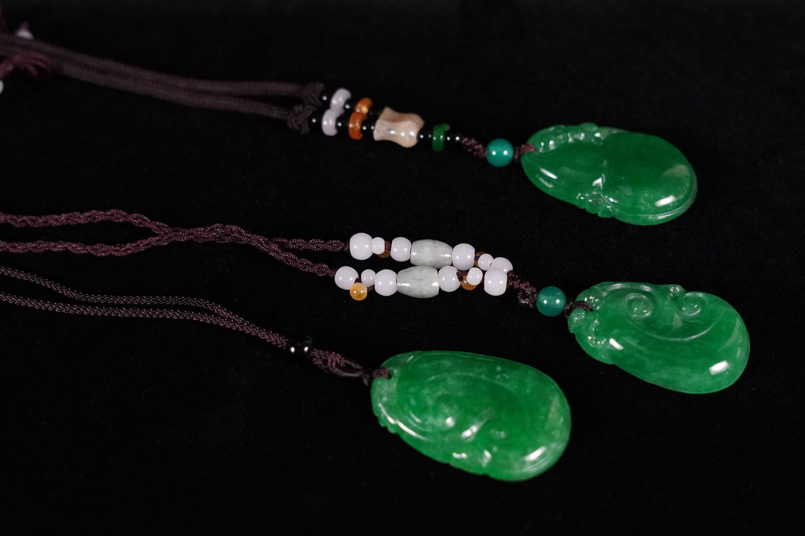 3 Chinese fine jade (1 of 6)