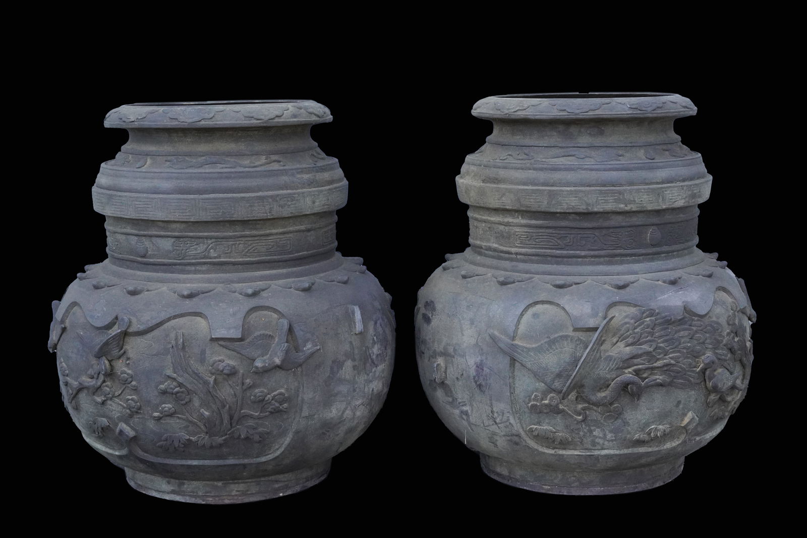 2 Chinese bronze censer (1 of 7)