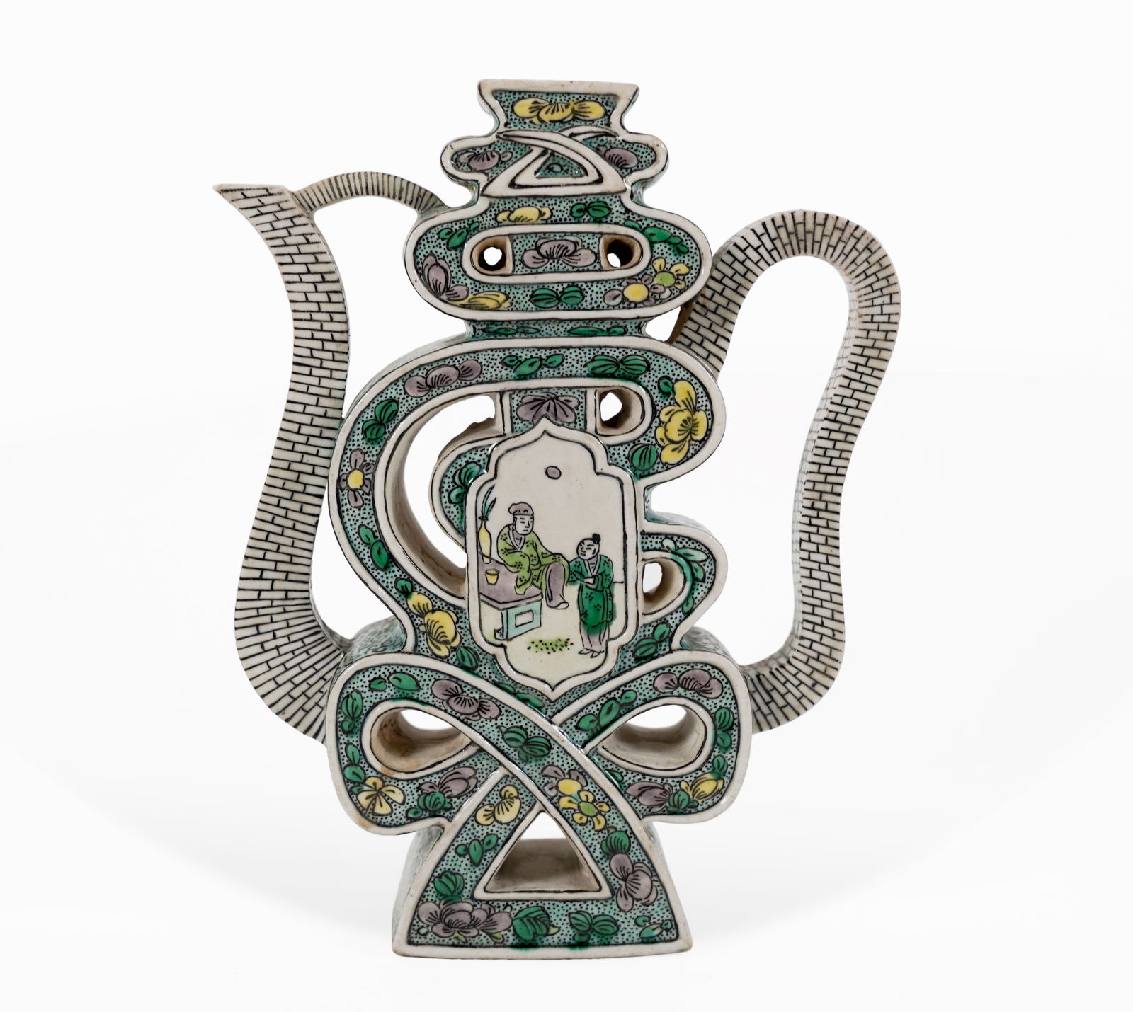 Chinese fine porcelain pot (1 of 7)