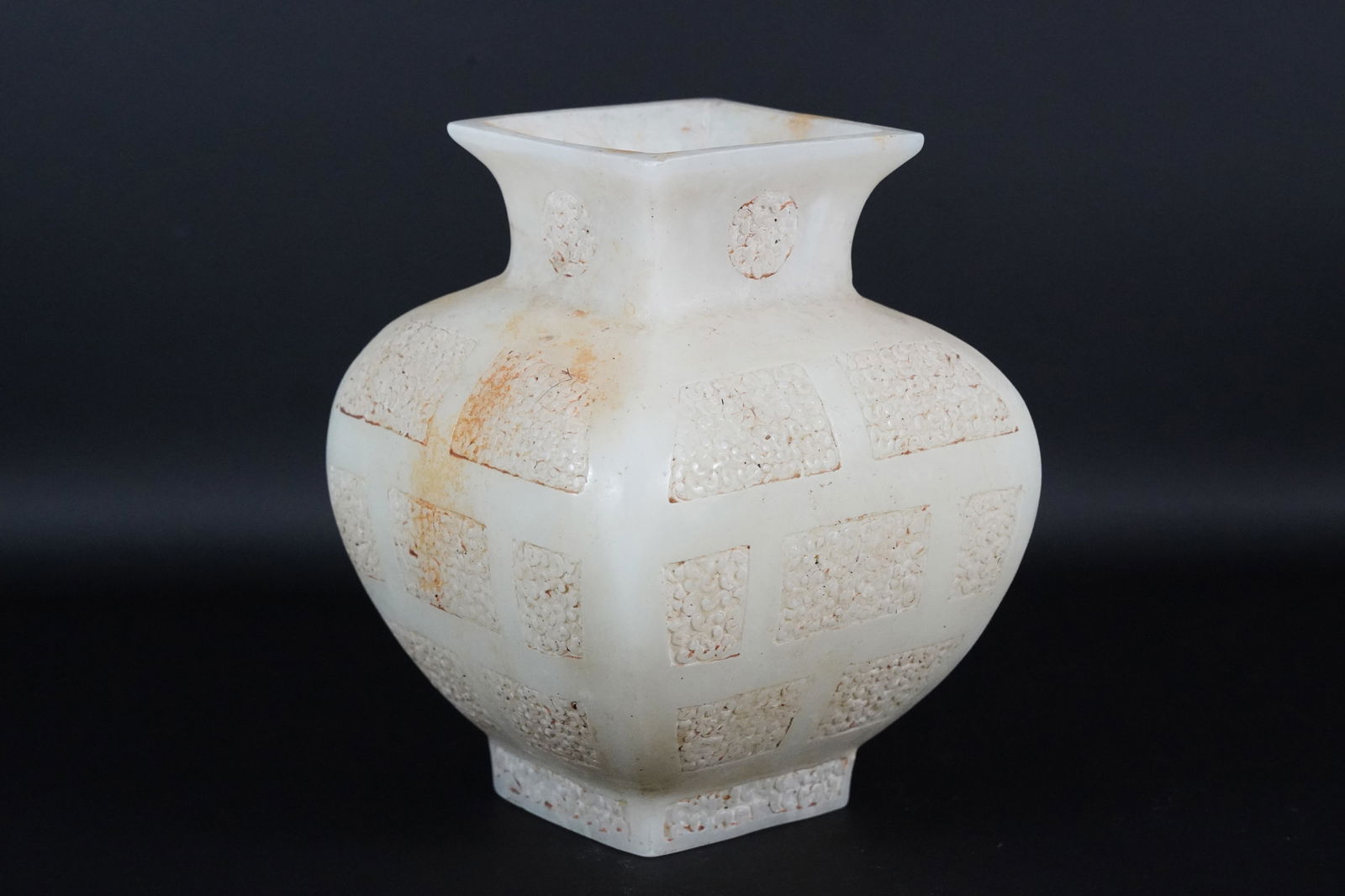 Chinese jade like fine vase (1 of 7)