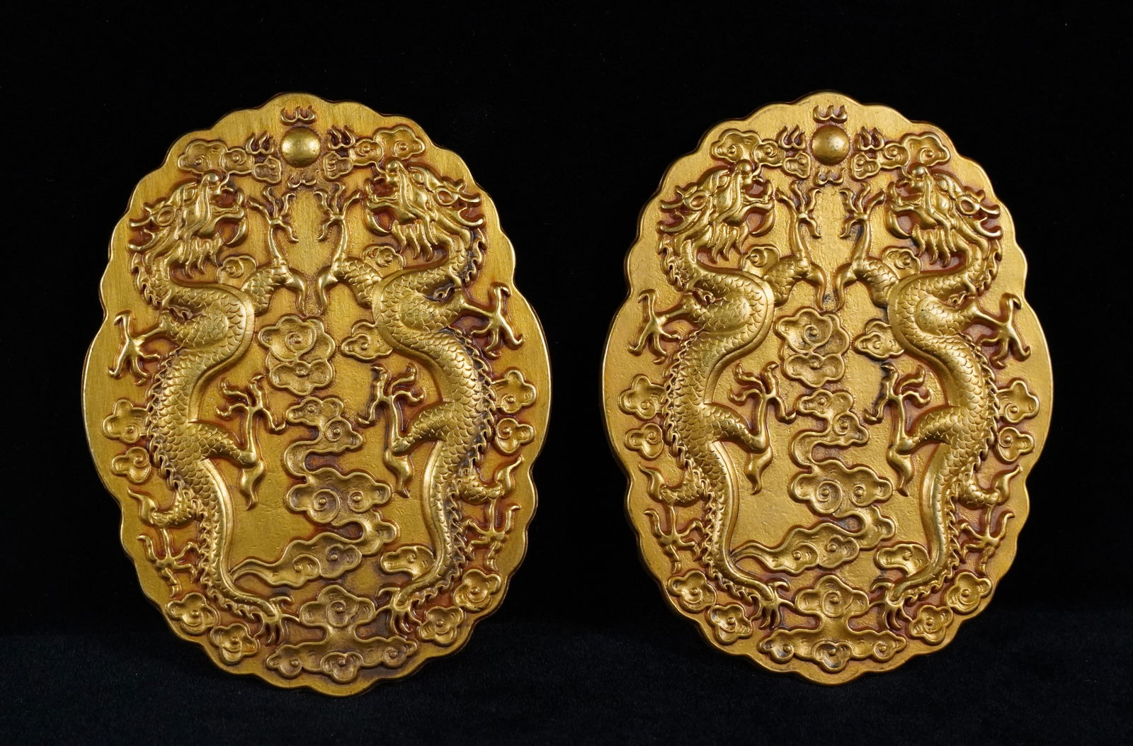 2 Chinese bronze plaque (1 of 6)