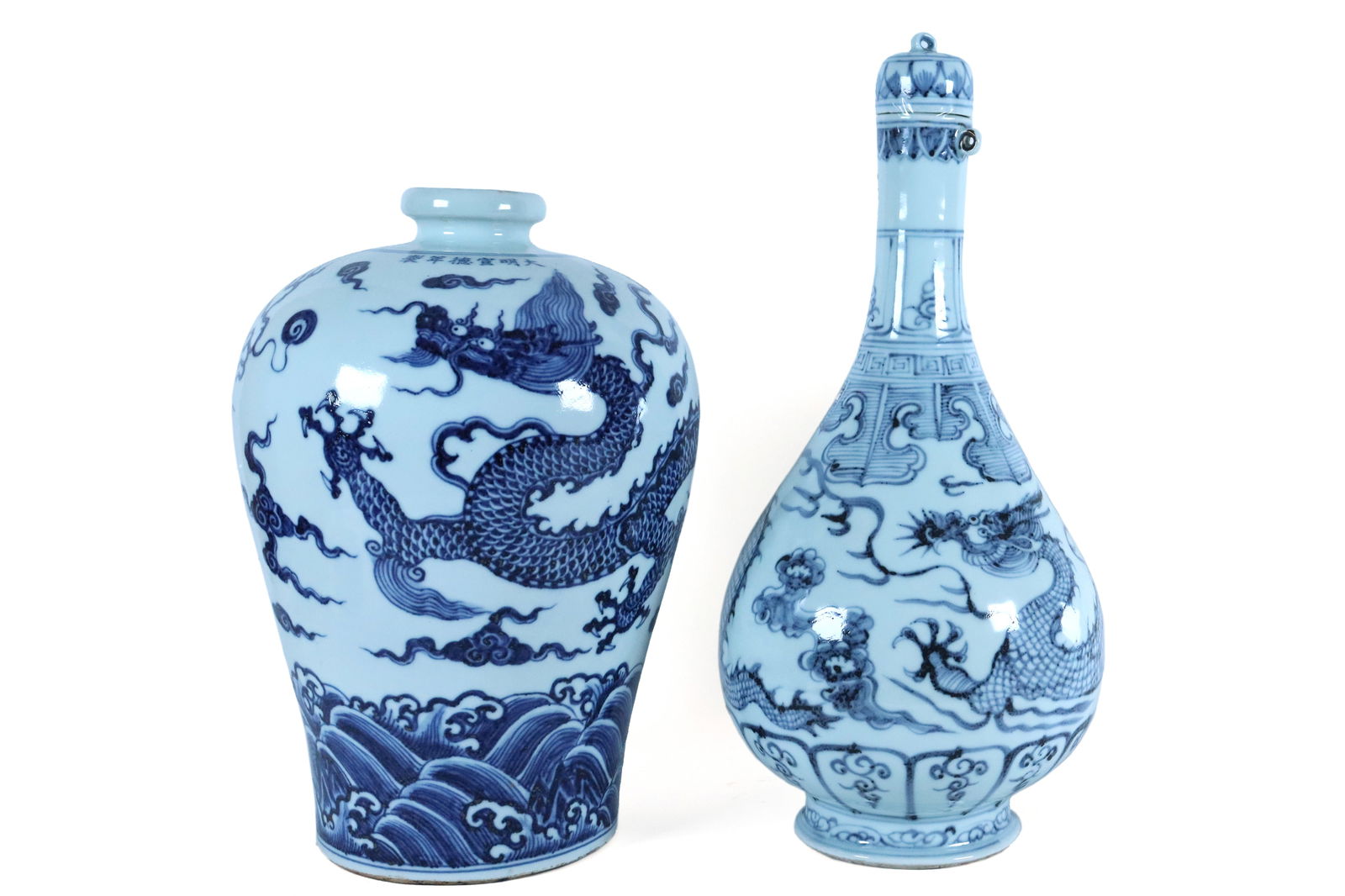 2 Chinese b/w dragon vase (1 of 7)