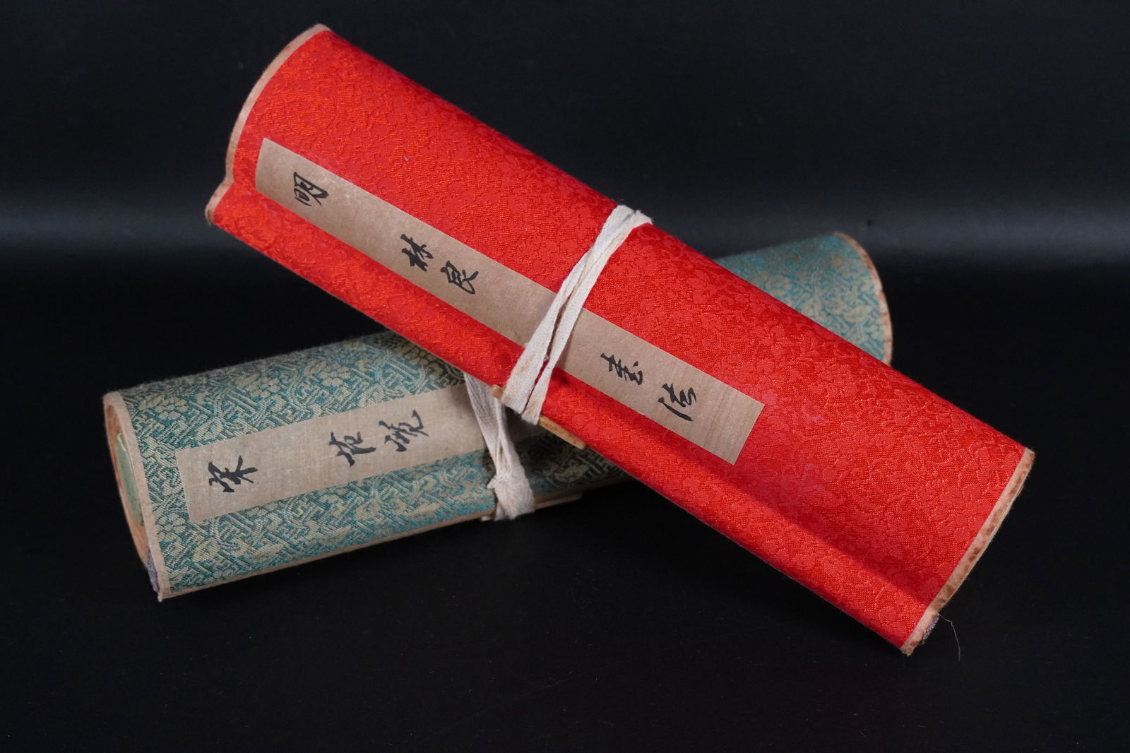 2 Chinese fine scrolls (1 of 12)