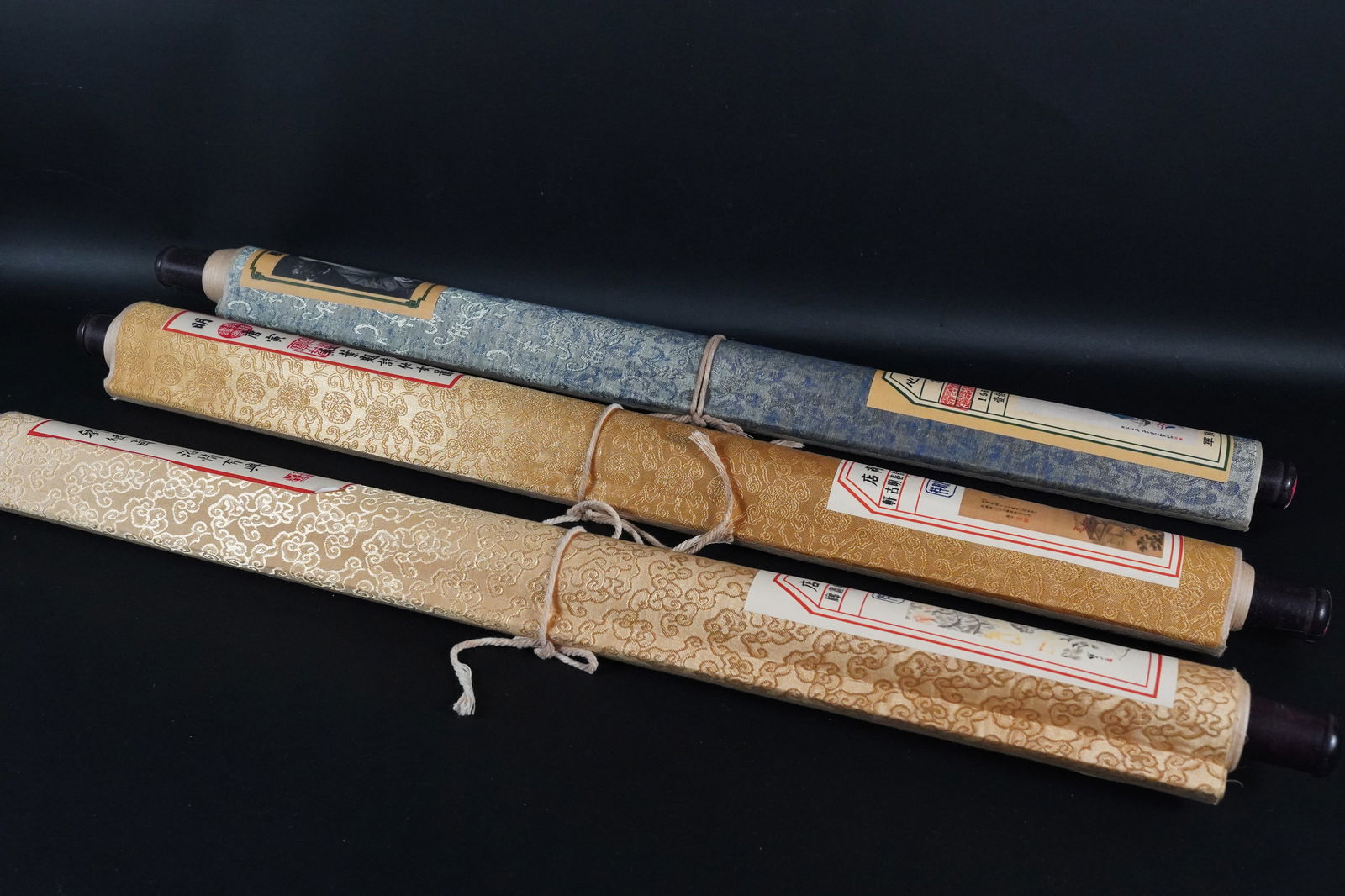 3 Chinese fine scrolls (1 of 12)