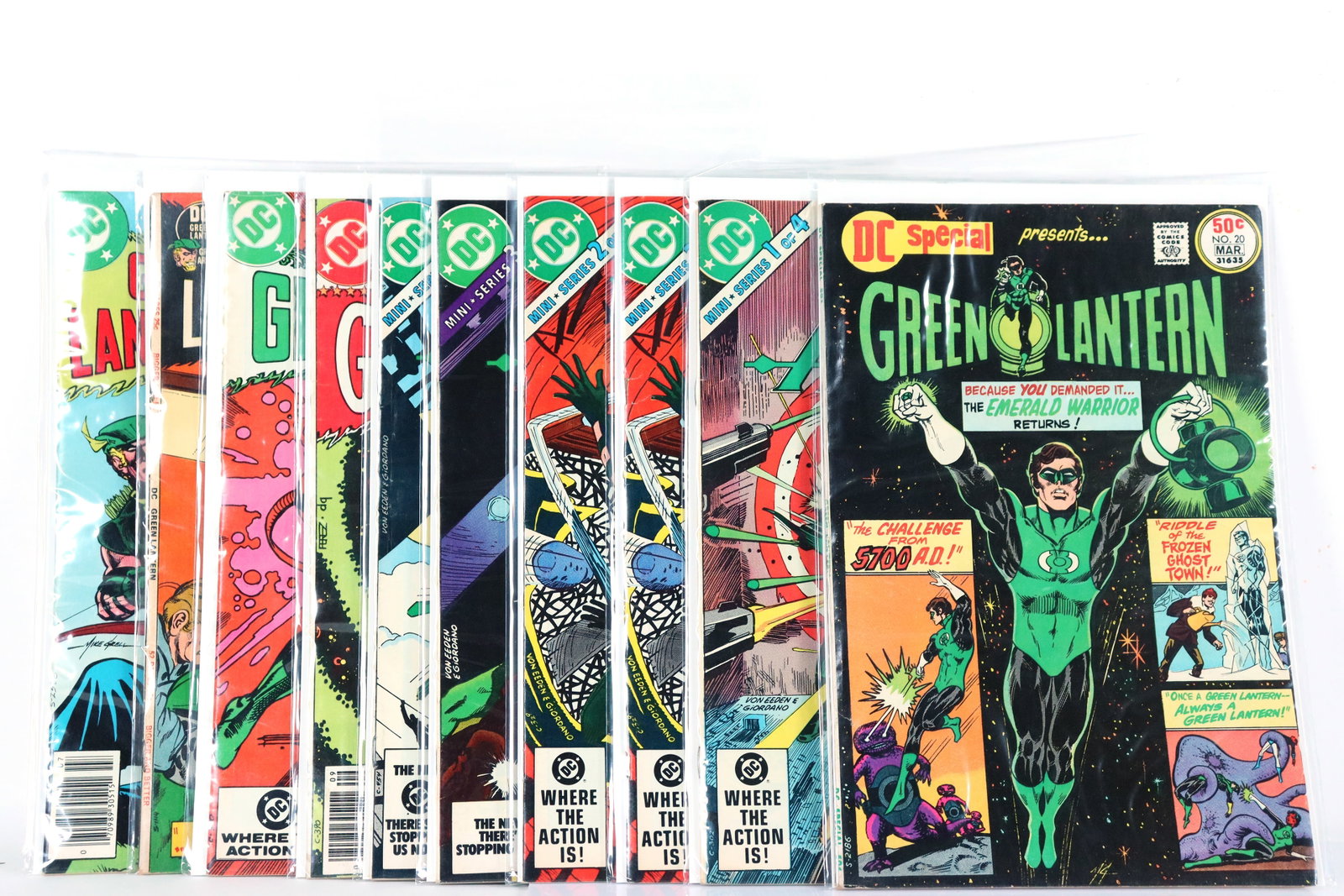 Lots Green Lantern comics: Lots Green Lantern comics.