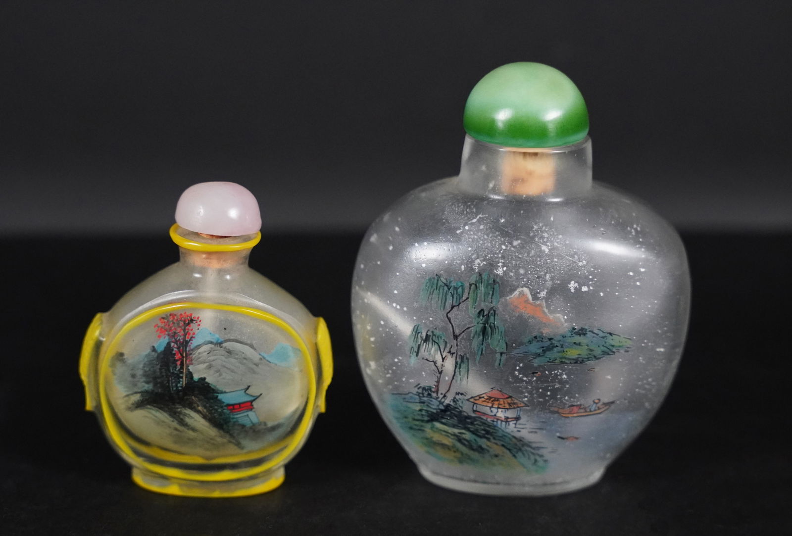 2 Chinese snuff bottles (1 of 7)