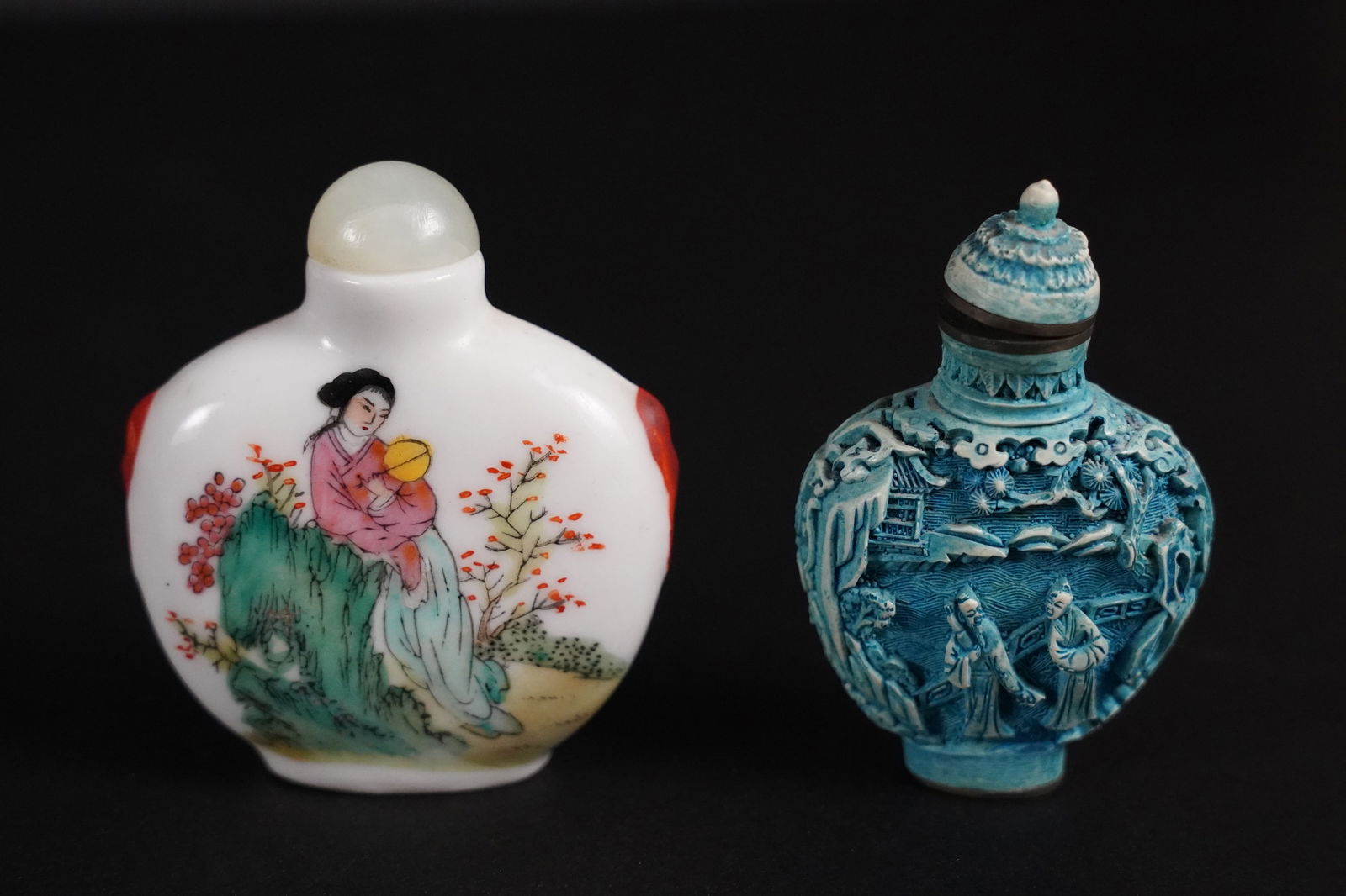 2 Chinese snuff bottles (1 of 7)