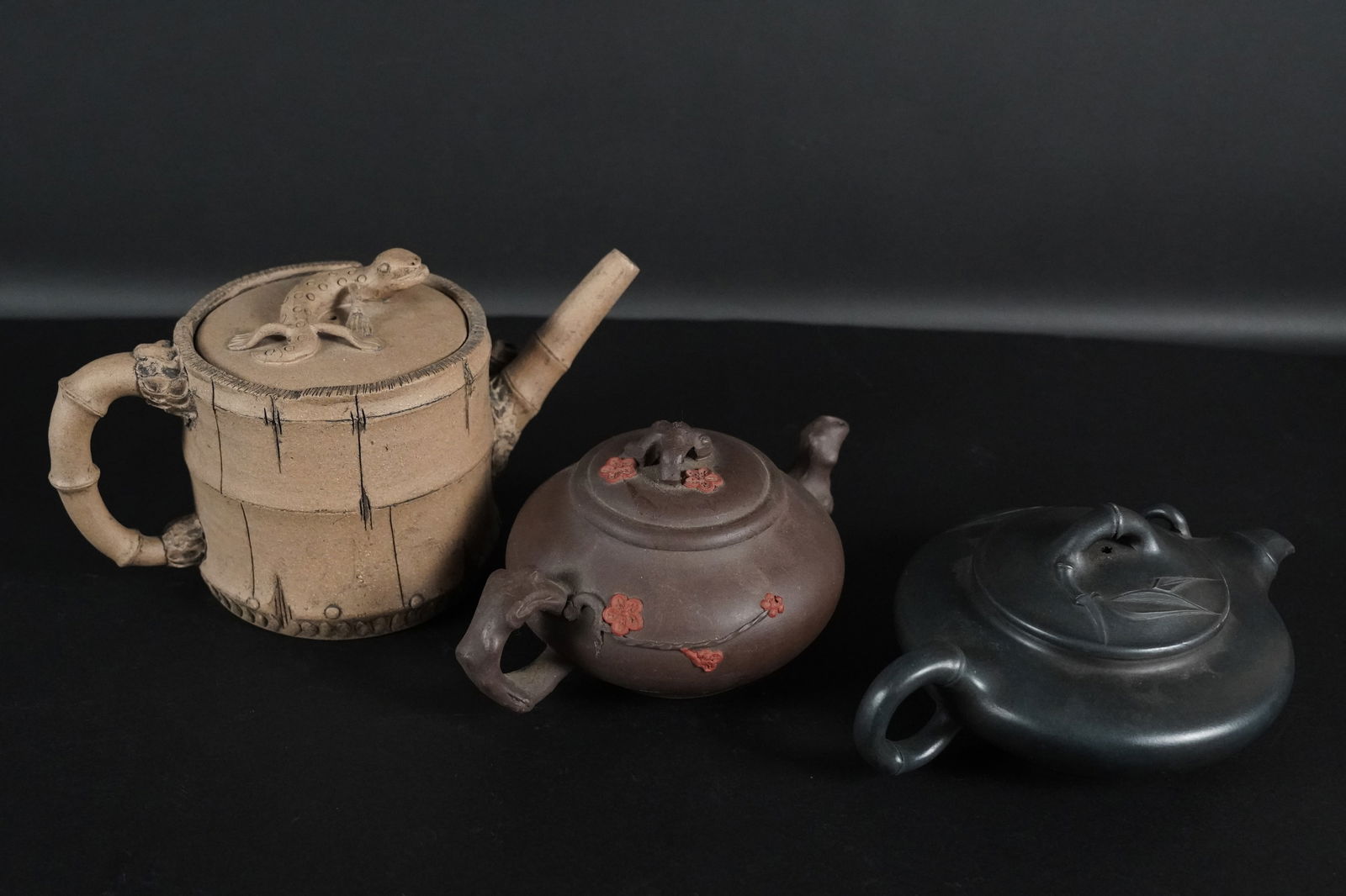 3 Chinese clay teapots (1 of 9)