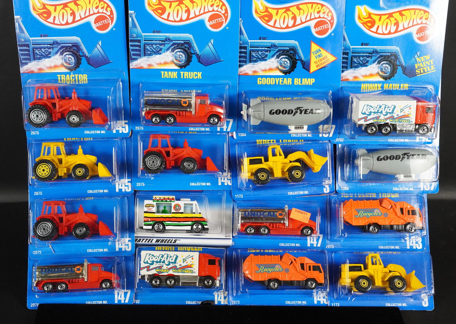 Lots Hot Wheels figure (1 of 6)