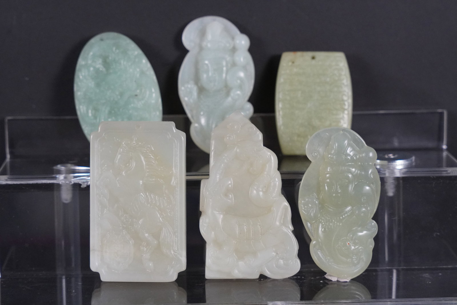 Lots Chinese jade plaques (1 of 6)