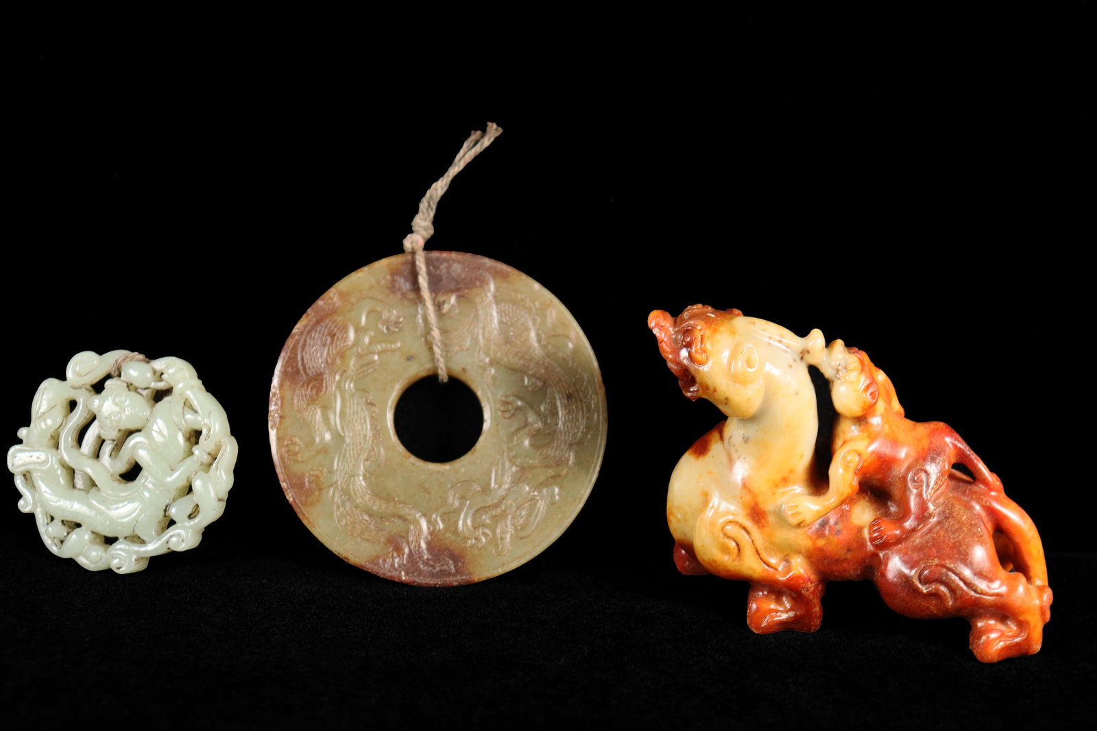 3 Chinese fine jade (1 of 6)