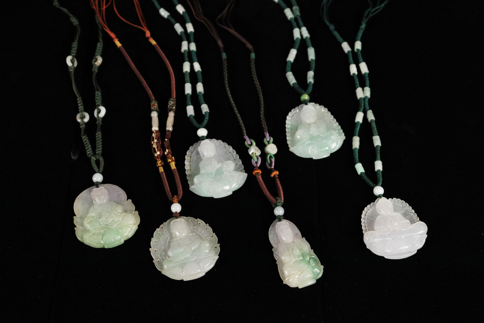 Lots Chinese jadeite pendants (1 of 5)