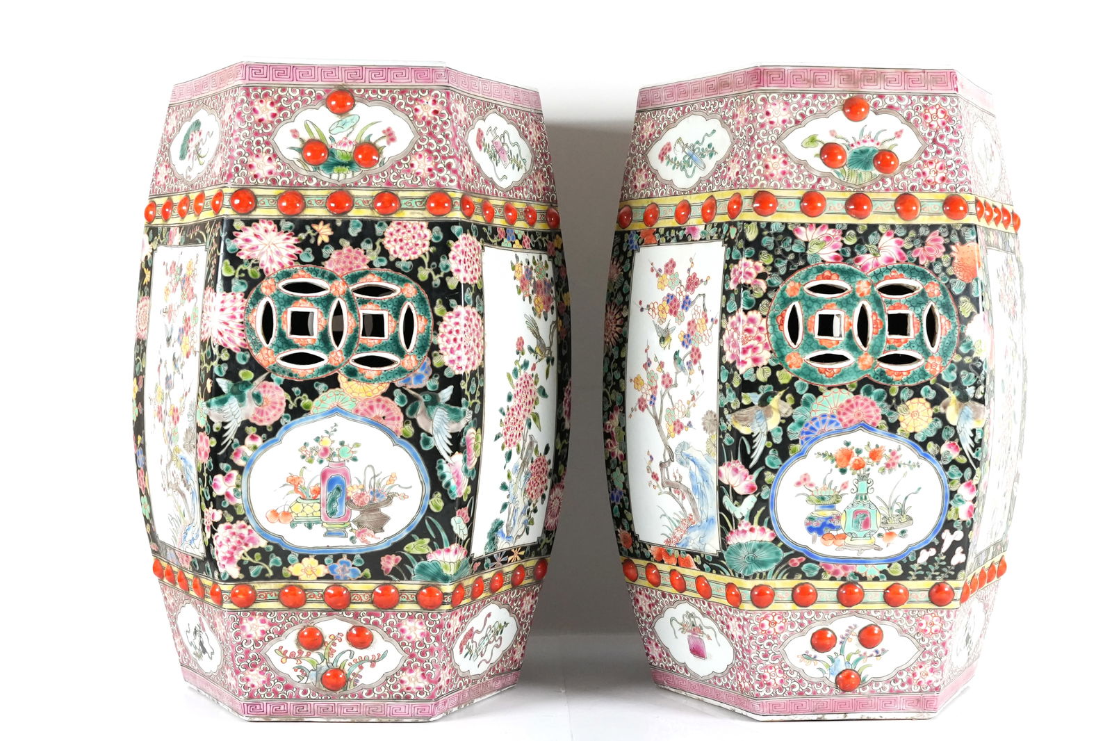 2 Chinese fine garden stools (1 of 6)