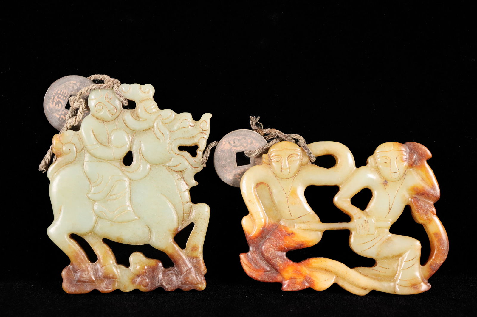 2 Chinese jade ornaments (1 of 5)