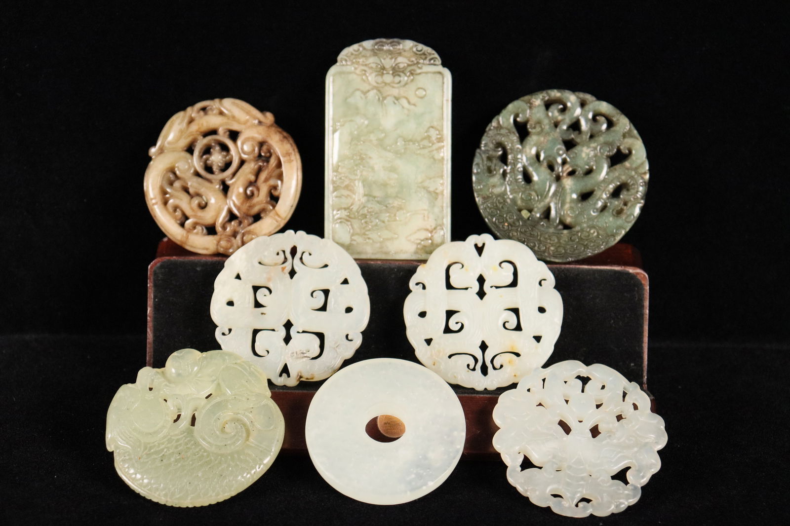 Lots Chinese jade plaques (1 of 7)
