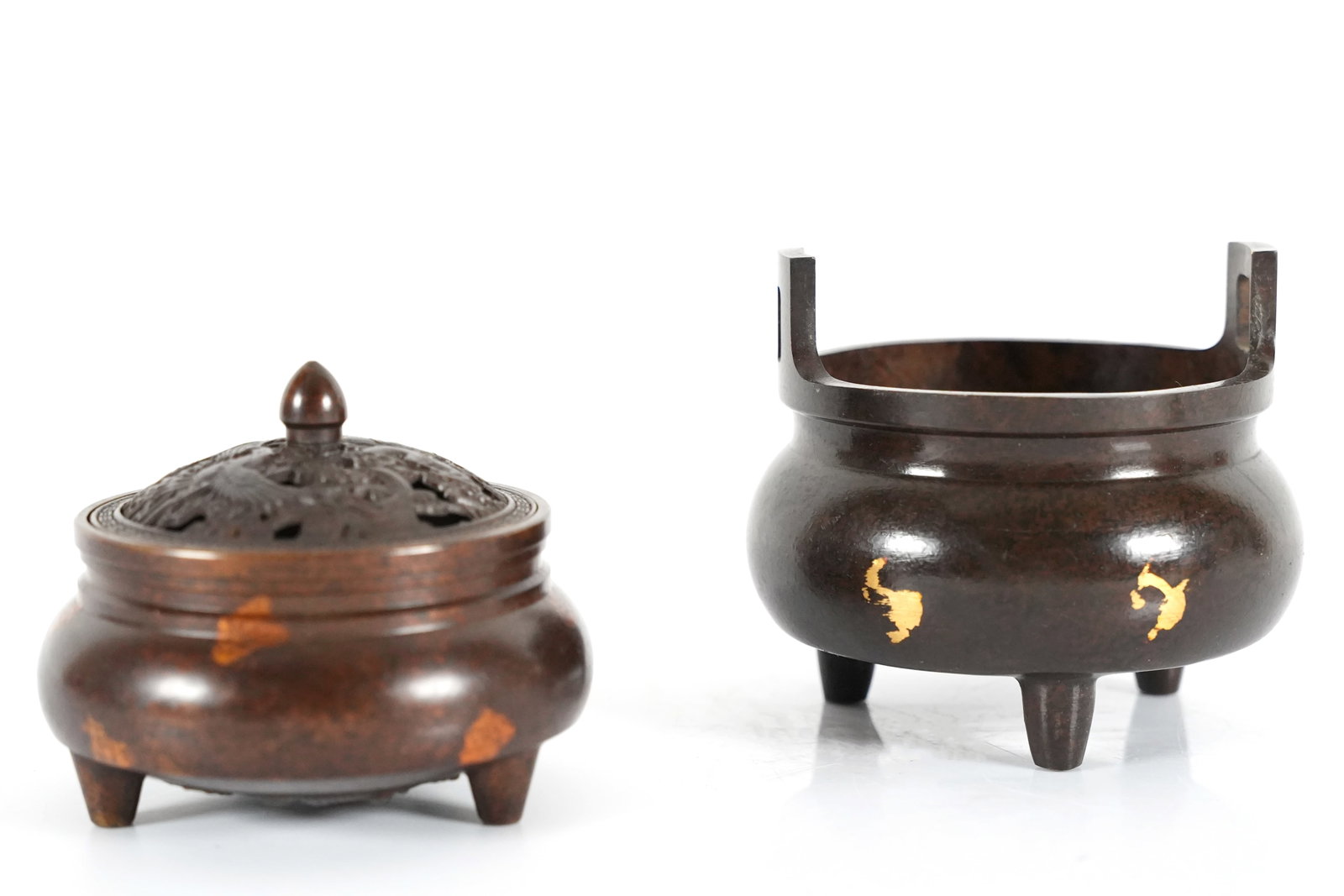 2 Chinese fine censers (1 of 6)