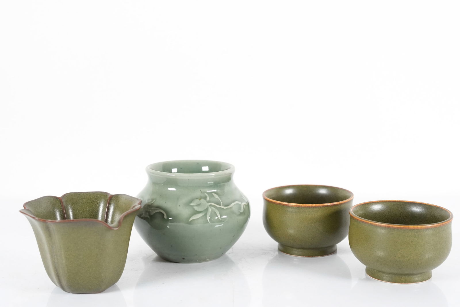 Lots Chinese tea items (1 of 7)