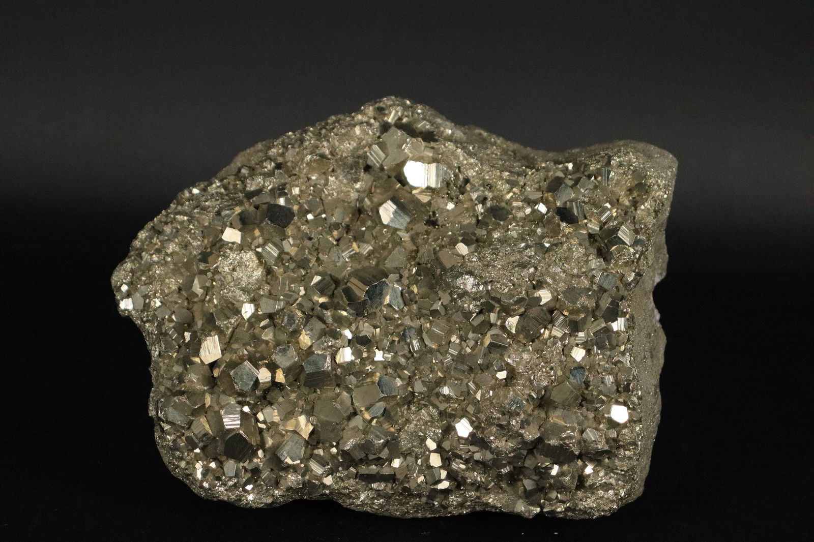 A large rock crystal (1 of 6)