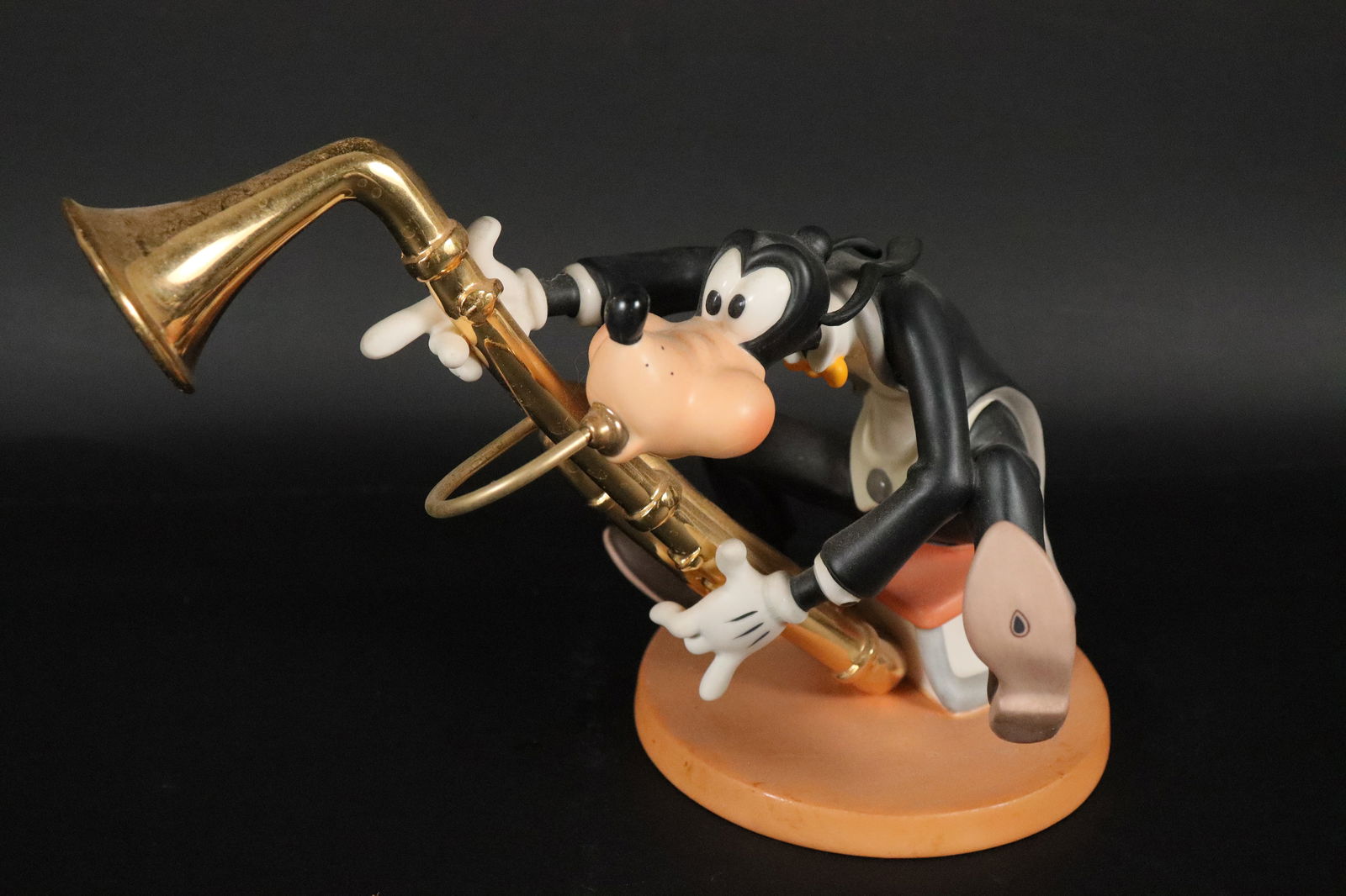 WDCC Goofy fine figurine (1 of 7)