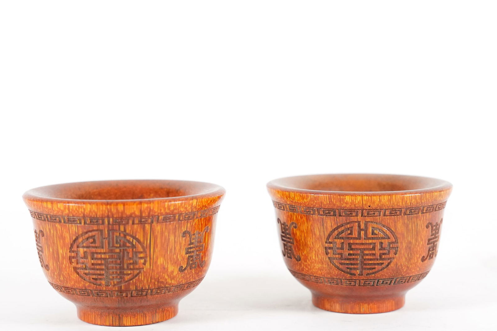 2 Chinese fine cups (1 of 5)